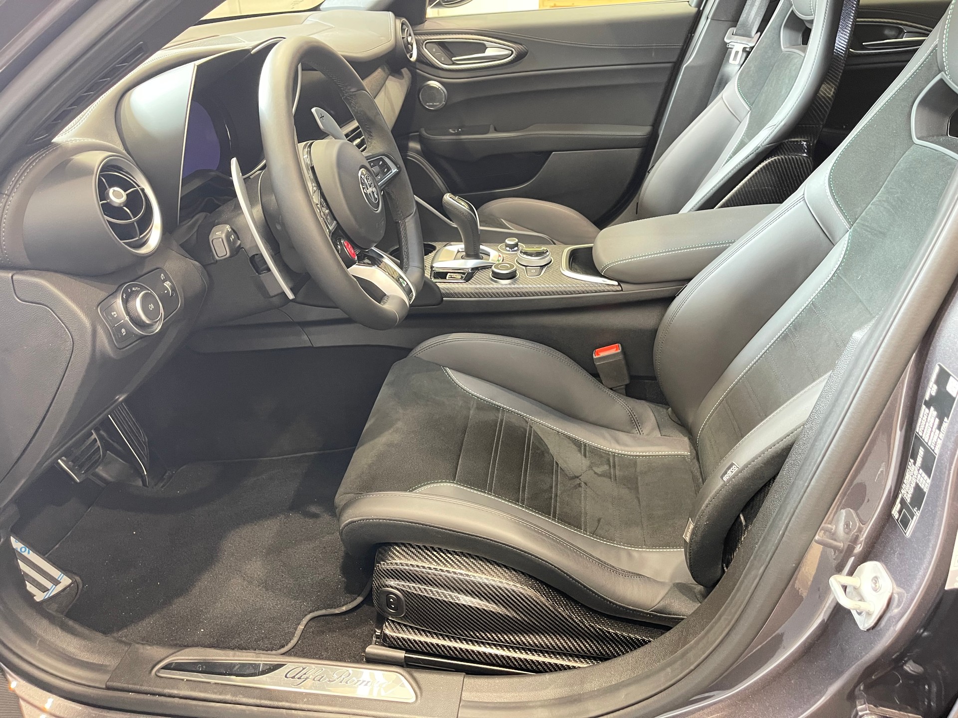 ALFA ROMEO Giulia 2.9 V6 Quadrifoglio *SPARCO*-image-7