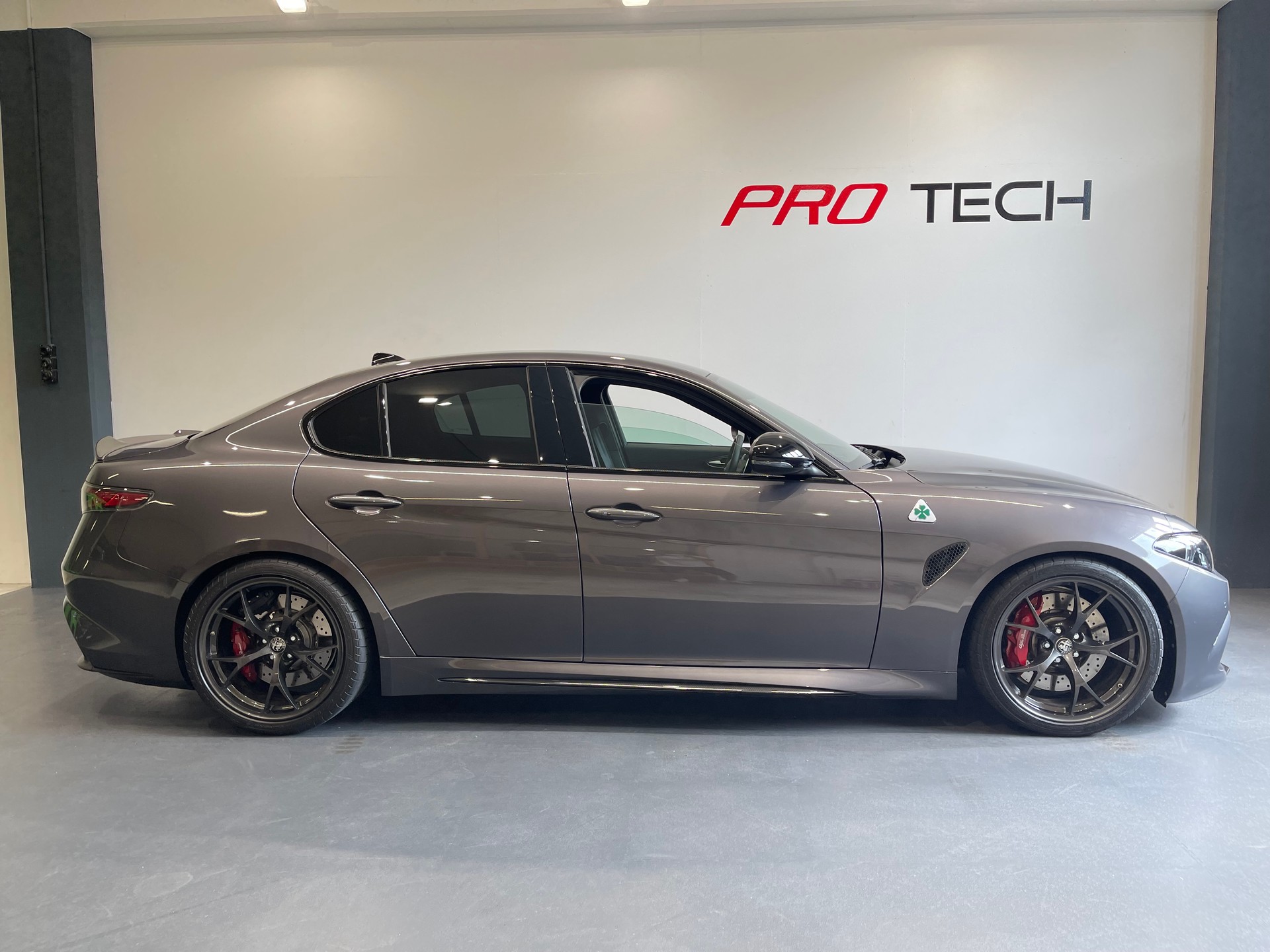 ALFA ROMEO Giulia 2.9 V6 Quadrifoglio *SPARCO*-image-1