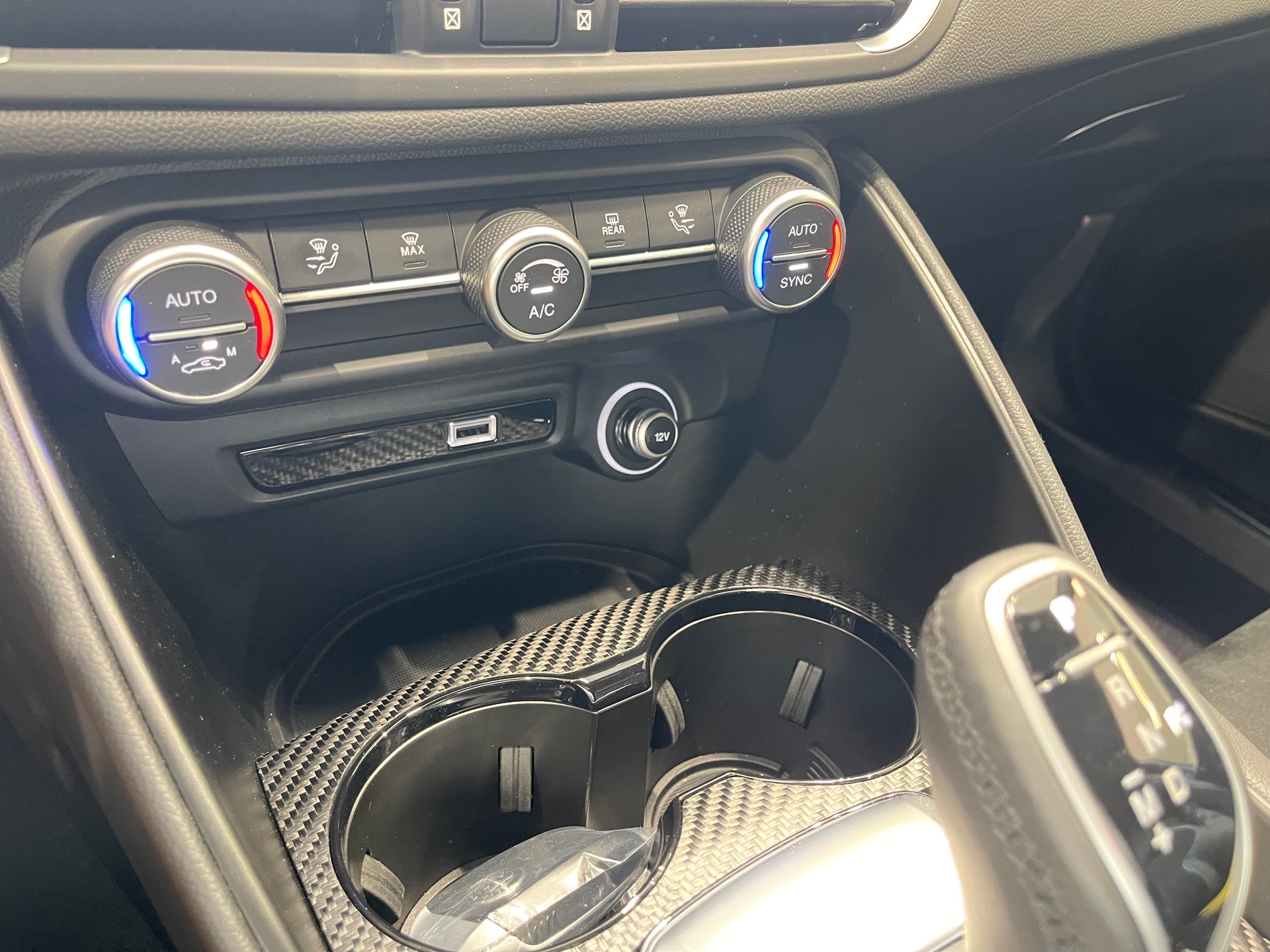 ALFA ROMEO Giulia 2.9 V6 Quadrifoglio *SPARCO*-image-22
