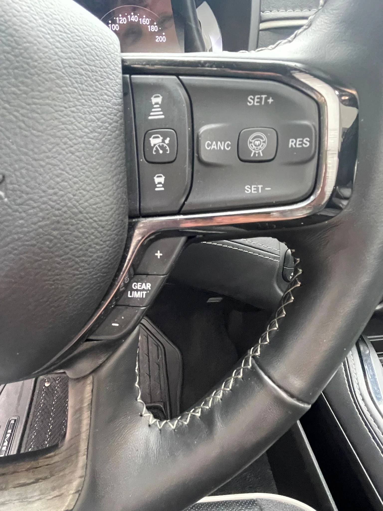 DODGE RAM 1500 Limited Crew Cab | Neue Generation | 3.0L Hurricane HO | 540 PS | Leasing ab CHF 849.–-image-10