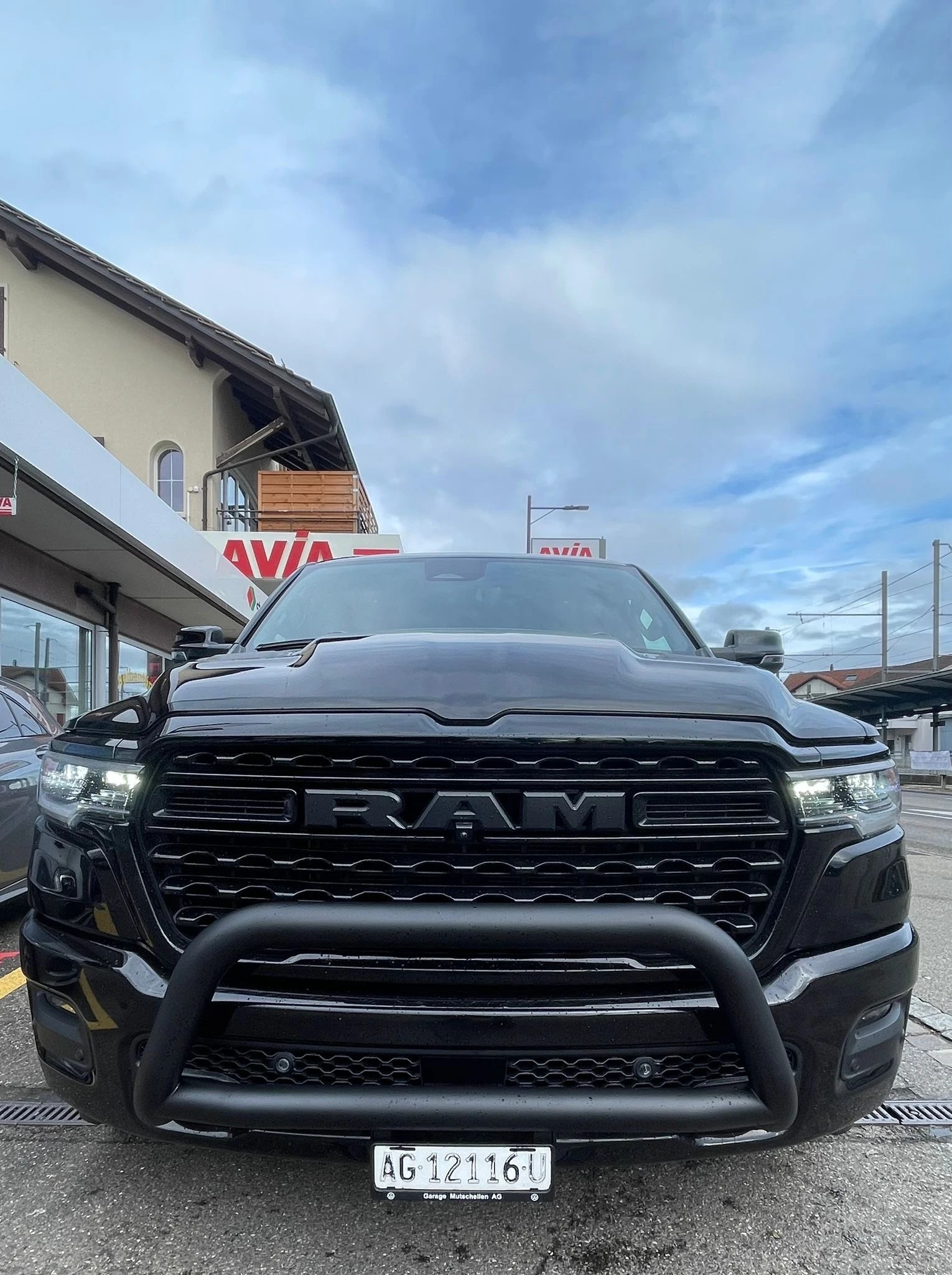DODGE RAM 1500 Limited Crew Cab | Neue Generation | 3.0L Hurricane HO | 540 PS | Leasing ab CHF 849.–-image-3