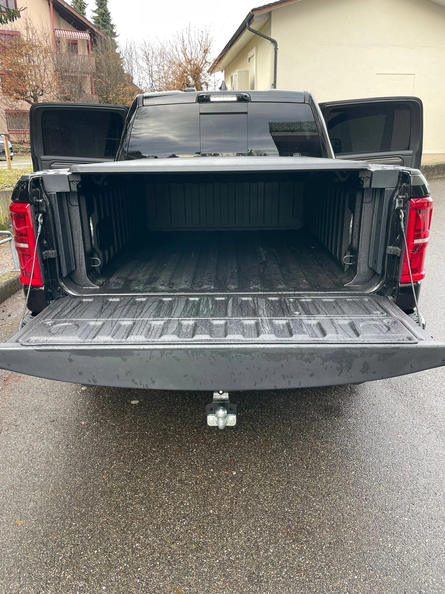 DODGE RAM 1500 Limited Crew Cab | Neue Generation | 3.0L Hurricane HO | 540 PS | Leasing ab CHF 849.–-image-4