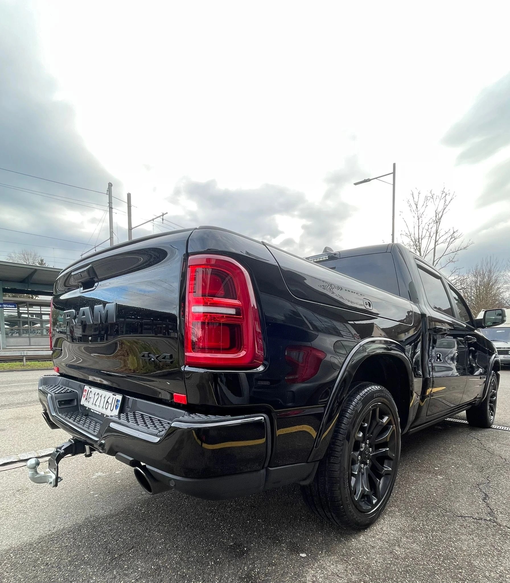 DODGE RAM 1500 Limited Crew Cab | Neue Generation | 3.0L Hurricane HO | 540 PS | Leasing ab CHF 849.–-image-2