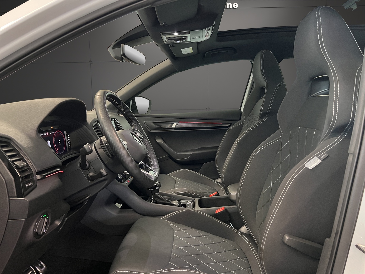 SKODA Karoq 2.0 TSI SportLine 4x4 DSG-image-5