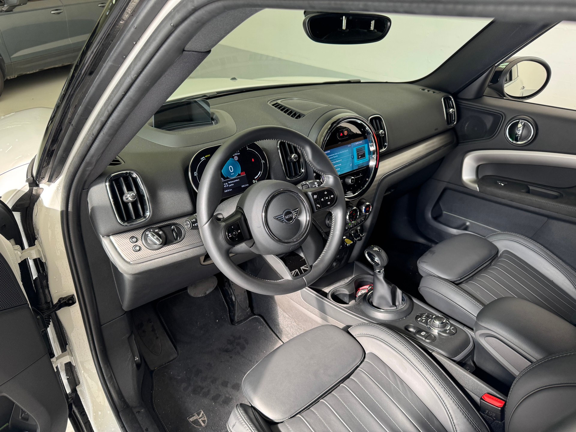 MINI Countryman Cooper SE ALL4 PHEV Steptronic ## Auto CH 🇨🇭 con gratis service-image-6