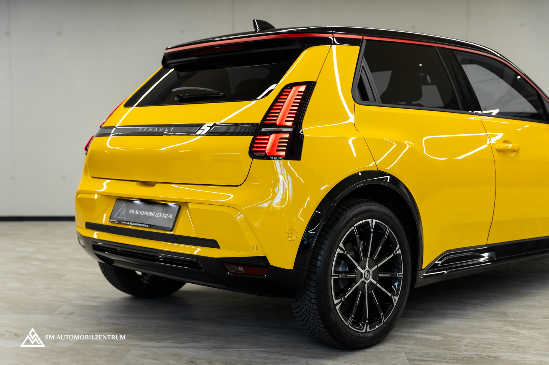 RENAULT R5 / -5 E-Tech Comfort Range 52 kWh Iconic Five / ACC / H&K / Rückfahrkamera / Safety & Advanced-image-12