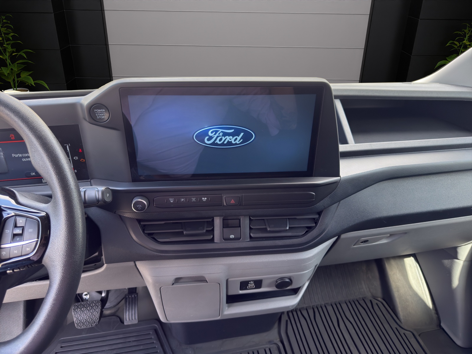 Image FORD TRANSIT-CUSTOM Transit Custom Van 300 L1H1 Trend Automat