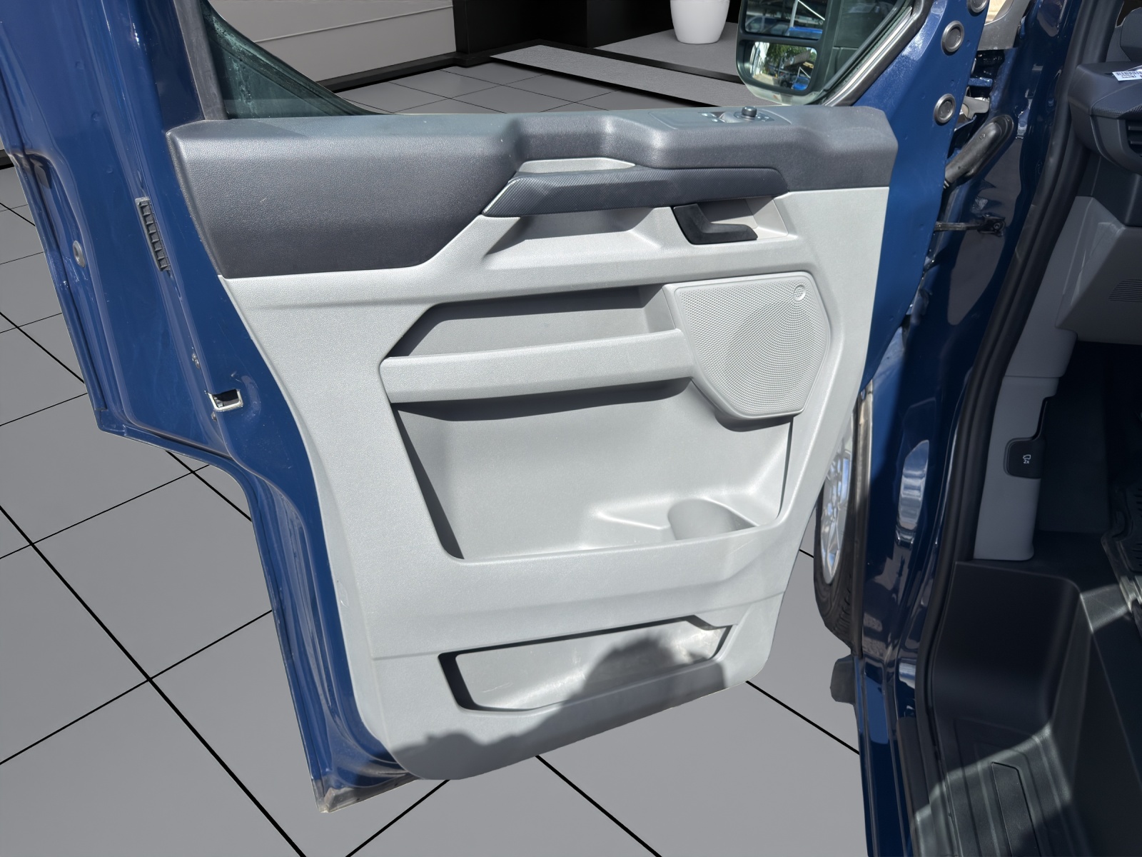 Image FORD TRANSIT-CUSTOM Transit Custom Van 300 L1H1 Trend Automat