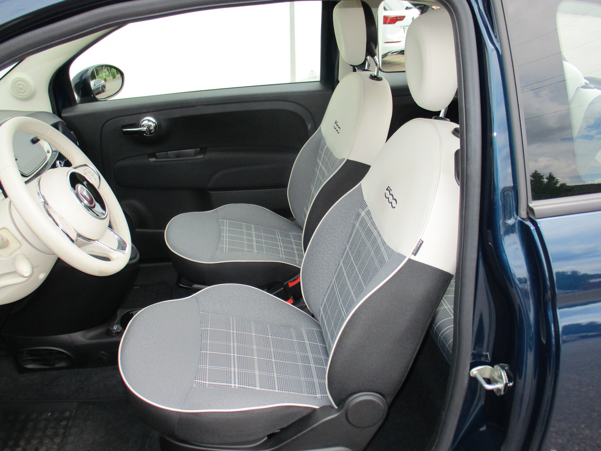 FIAT 500 1.0 GSE MildHybrid Lounge-image-5