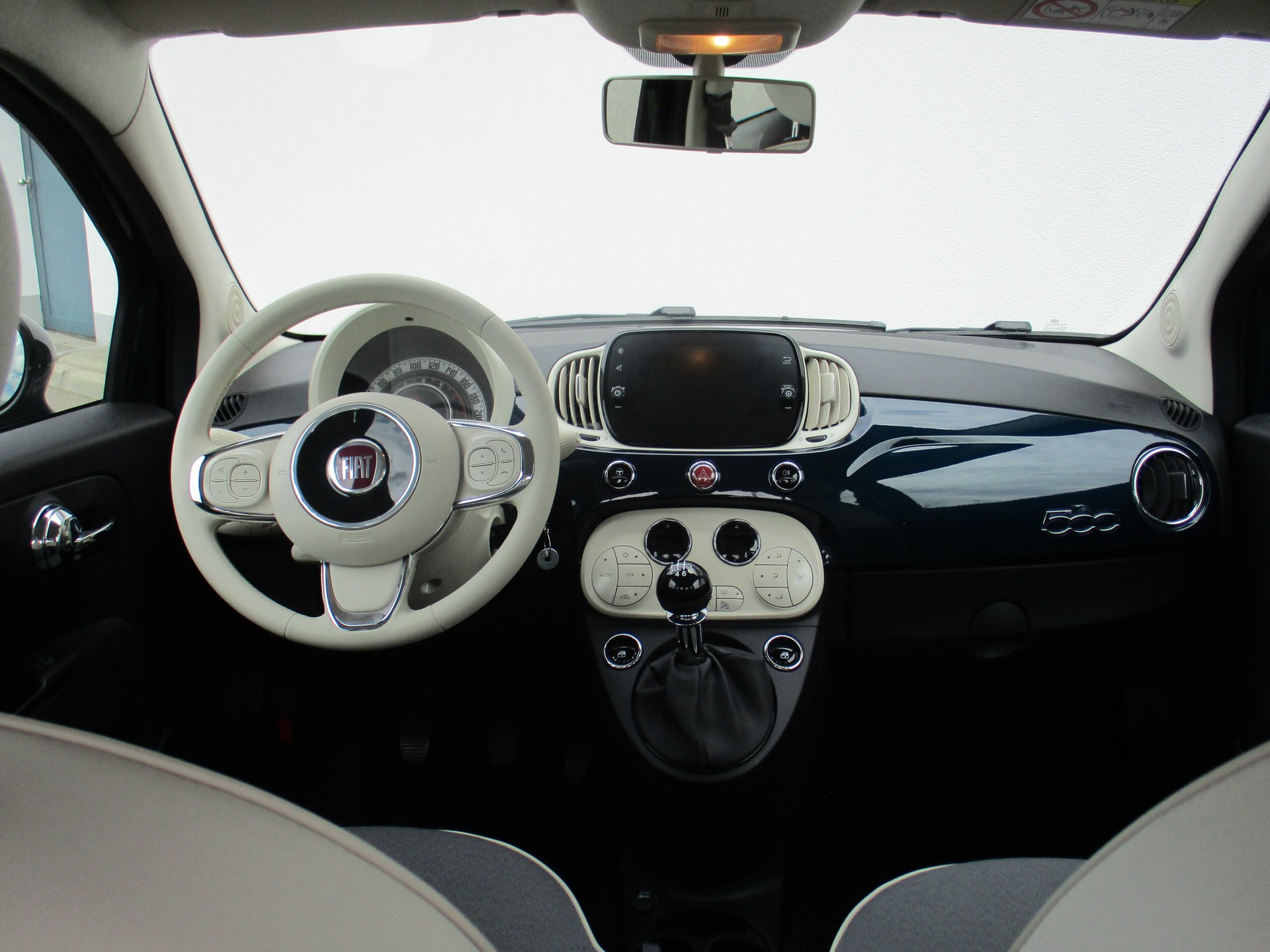 FIAT 500 1.0 GSE MildHybrid Lounge-image-4