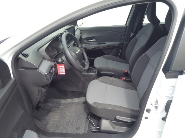 DACIA Sandero Stepway TCe 90 Extreme CVT-image-5
