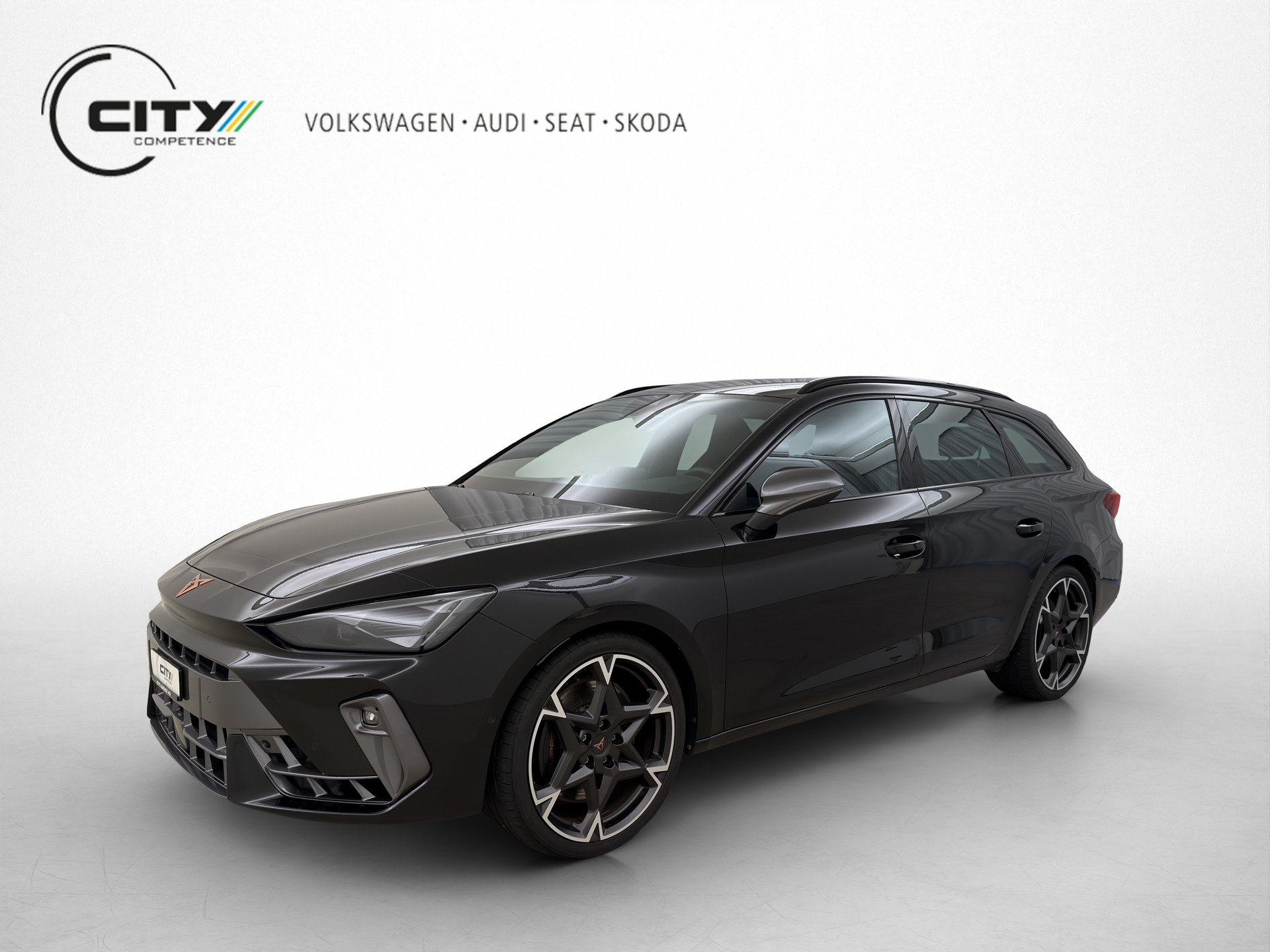 CUPRA Leon ST 2.0 TSI 333 VZ 4Drive DSG-image-0