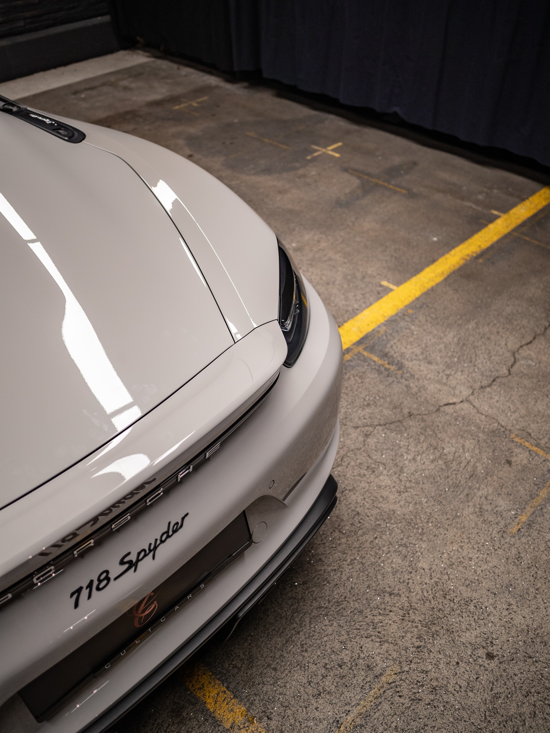 PORSCHE 718 Boxster Spyder-image-24