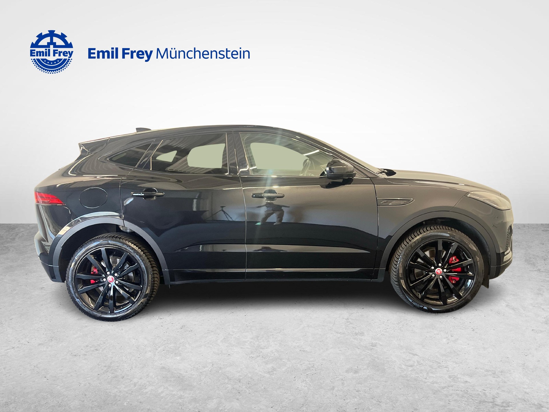 JAGUAR E-Pace 1.5 T 300e R-Dynamic HSE AWD-image-5