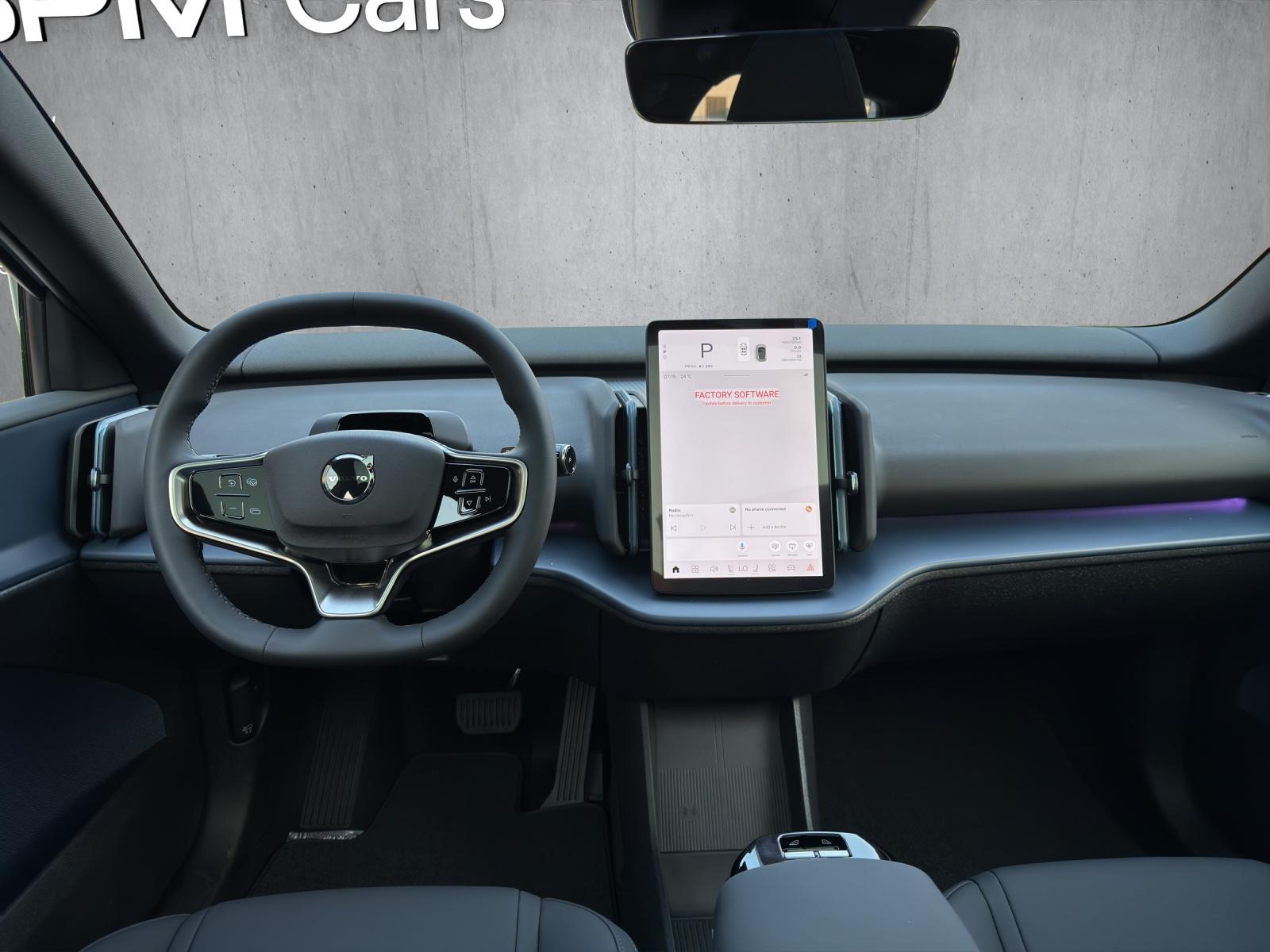 VOLVO EX30 Black Edition Ultra XCENTRIC P8 AWD-image-9