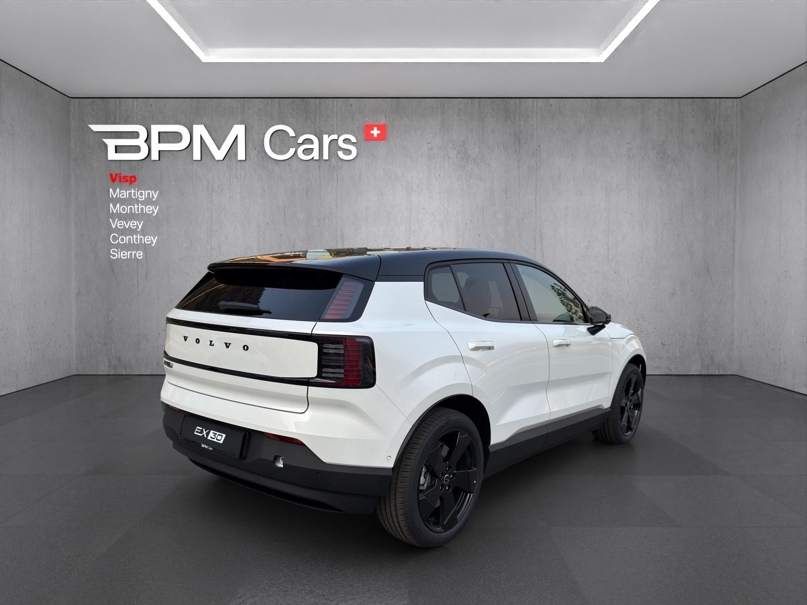 VOLVO EX30 Black Edition Ultra XCENTRIC P8 AWD-image-4