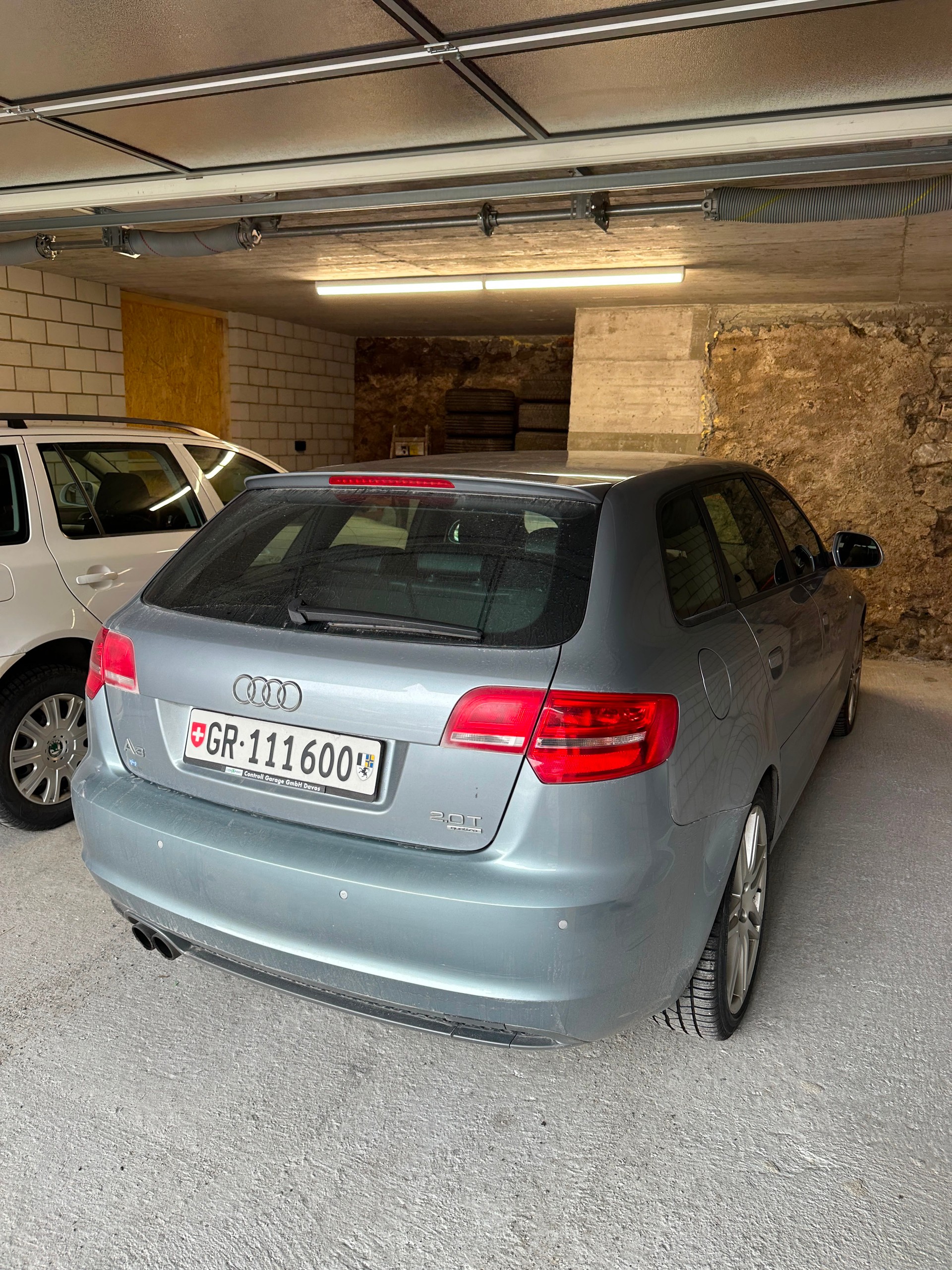 AUDI 2.0 16V T FSI Ambition q.S-Tr-image-4