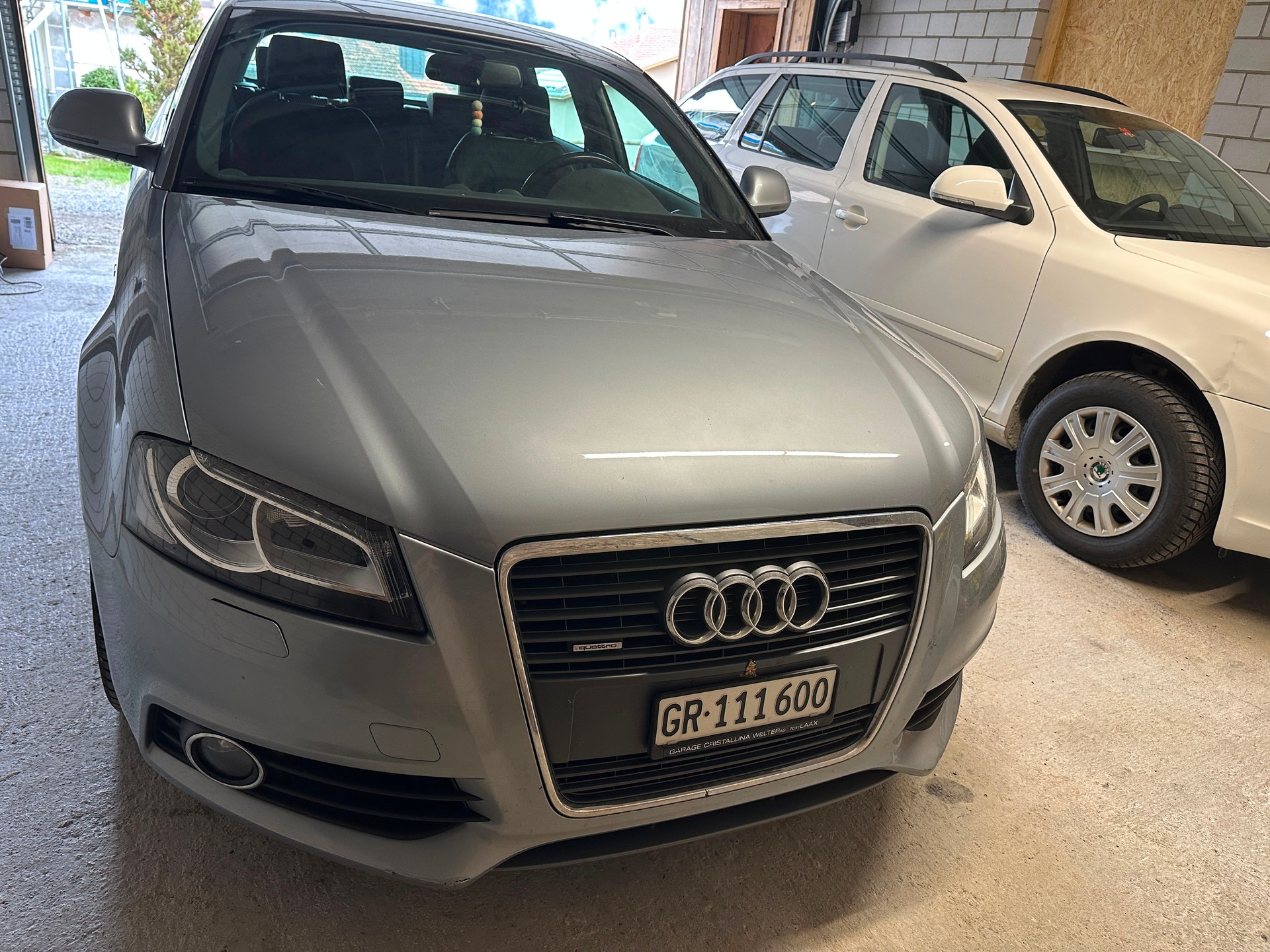 AUDI 2.0 16V T FSI Ambition q.S-Tr-image-2