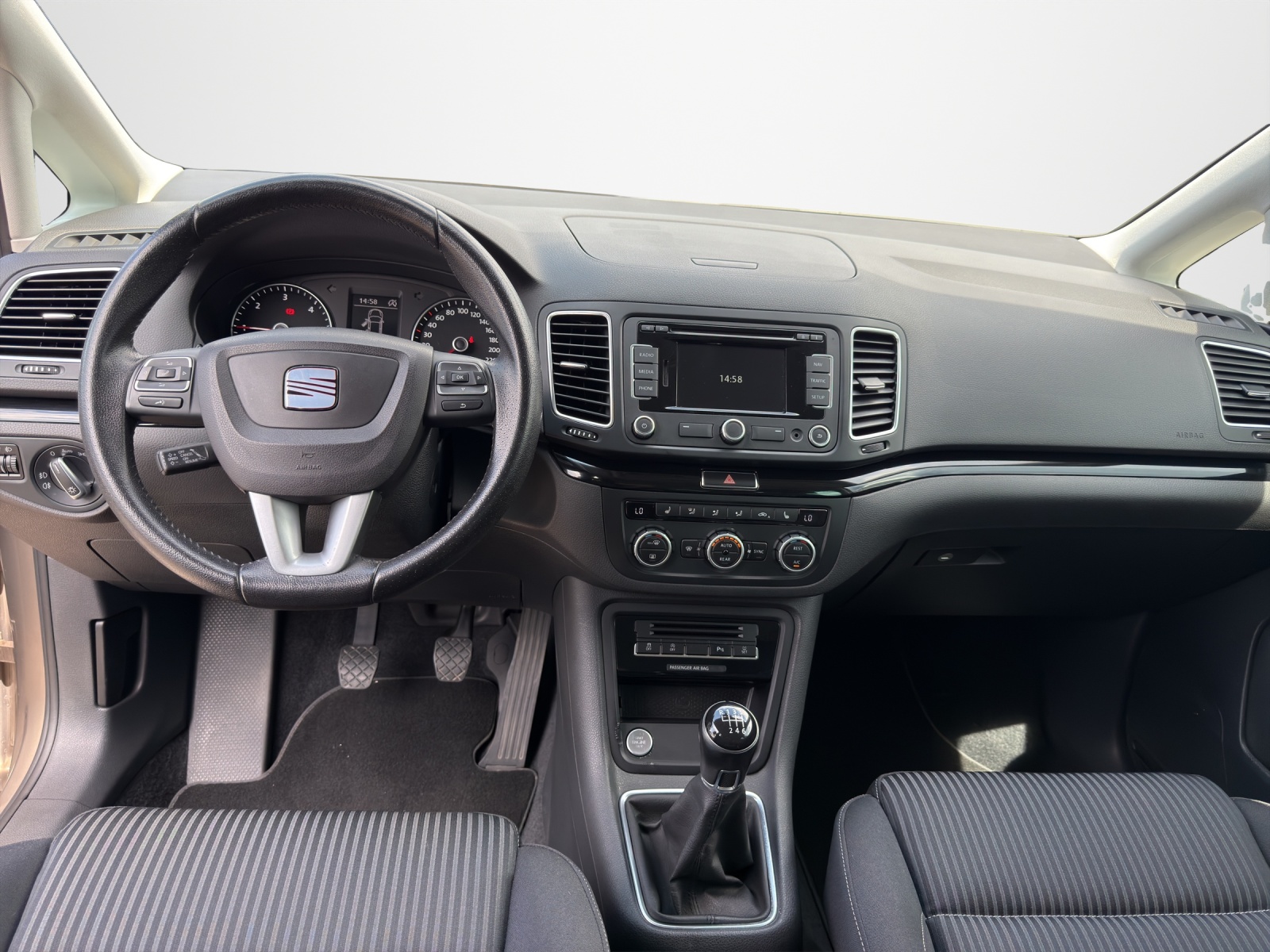 SEAT Alhambra 2.0 TDI 140 Style 4x4 S/S-image-11