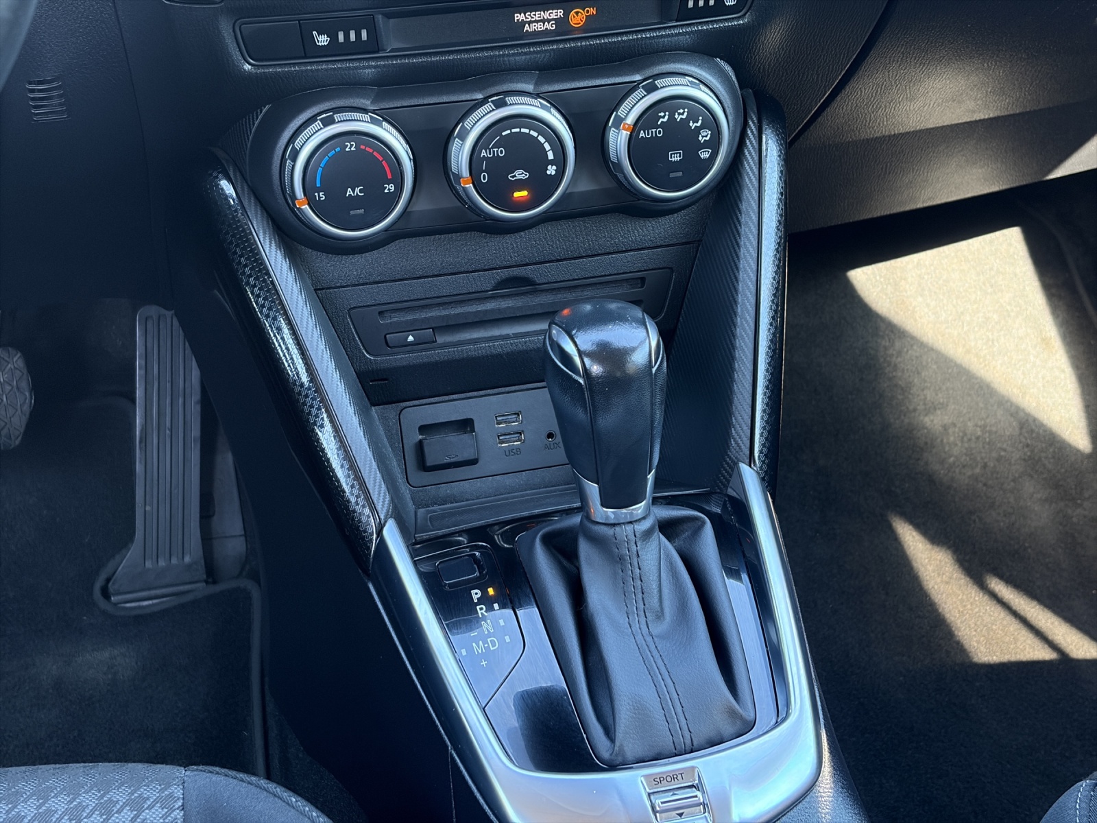 MAZDA 2 G 90 Ambition Plus-image-15