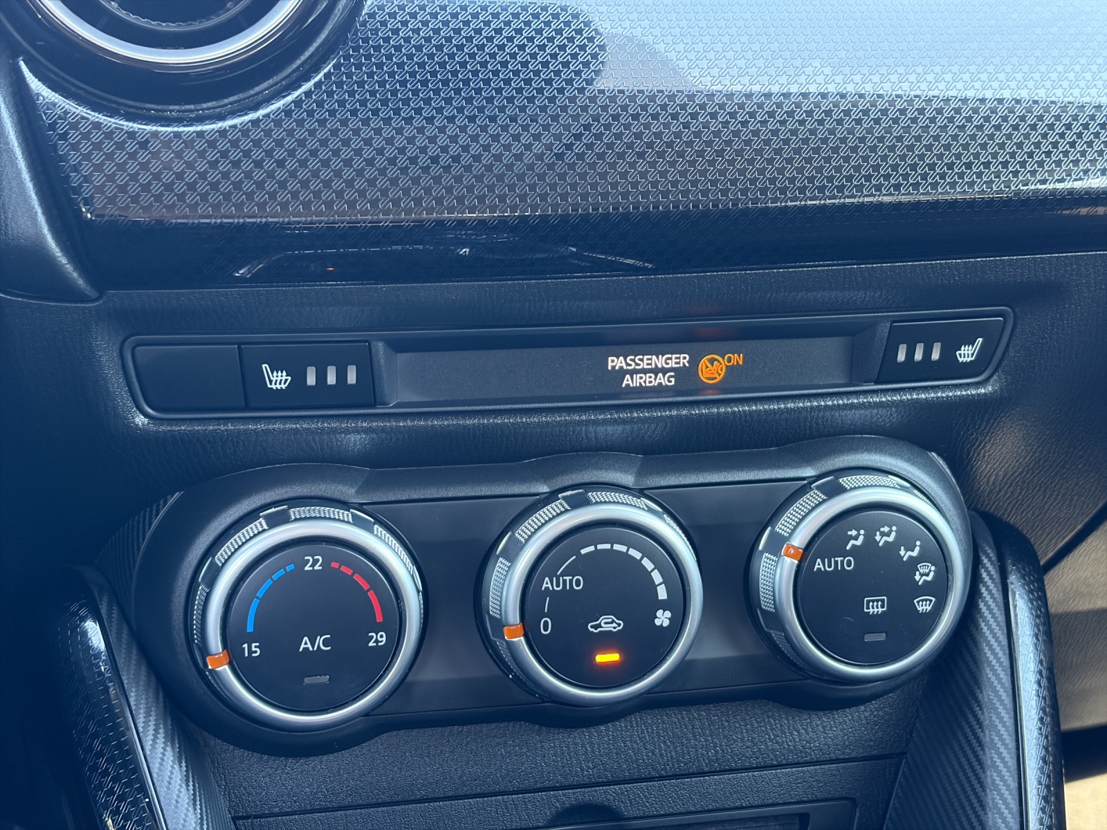 MAZDA 2 G 90 Ambition Plus-image-16