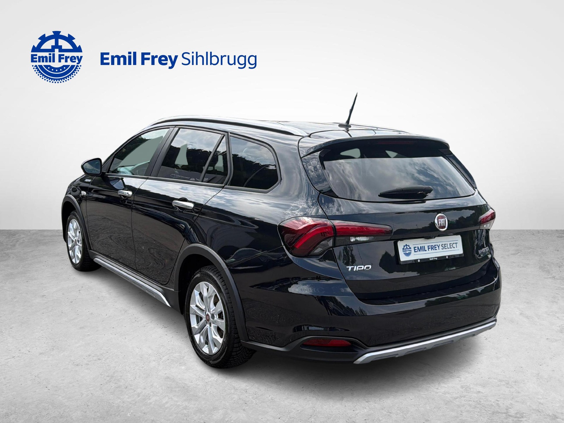 FIAT Tipo SW 1.5 Hybrid Cross-image-6
