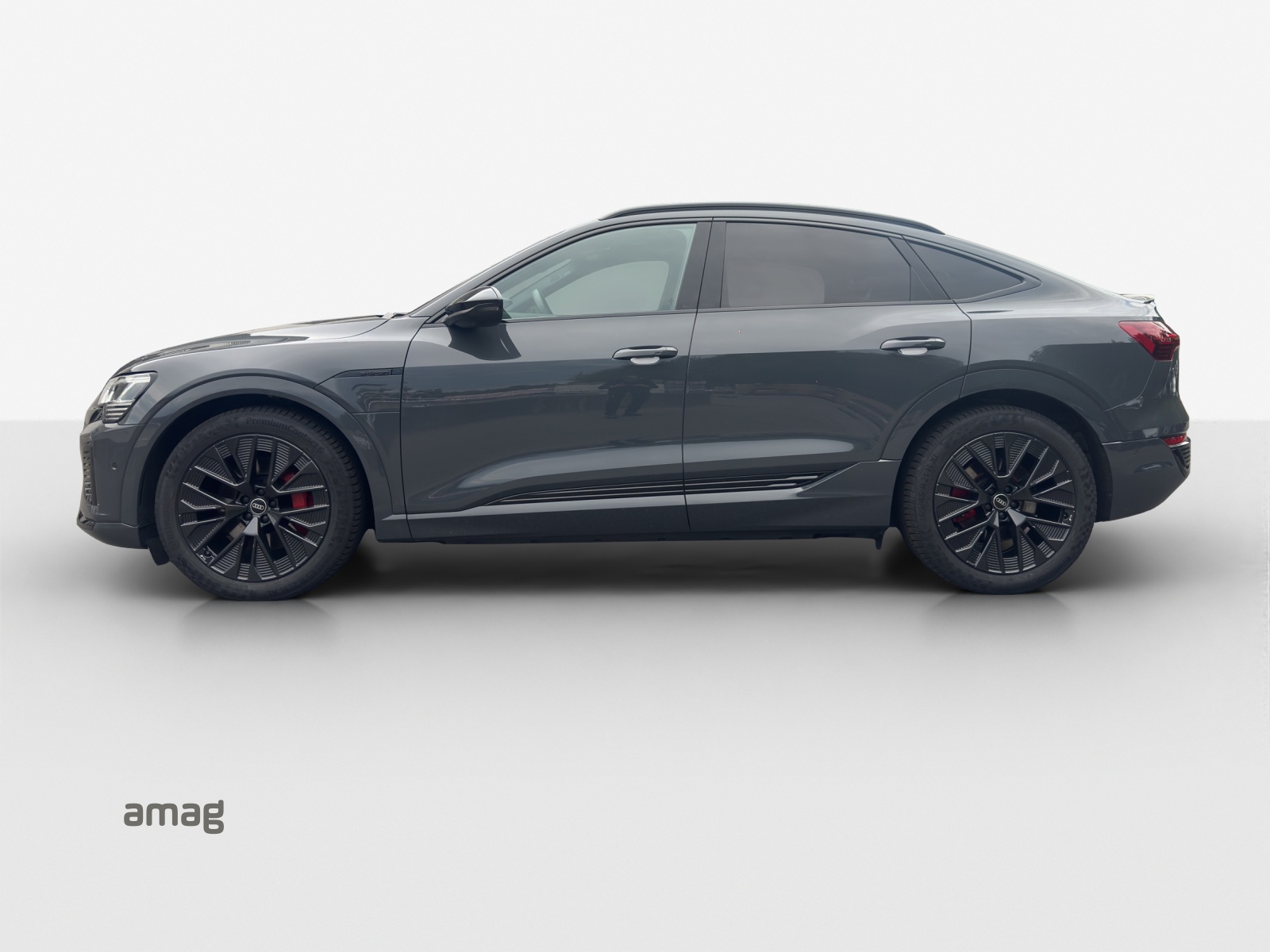 AUDI Q8 Sportback 55 e-tron Black Edition quattro-showroom-element-1