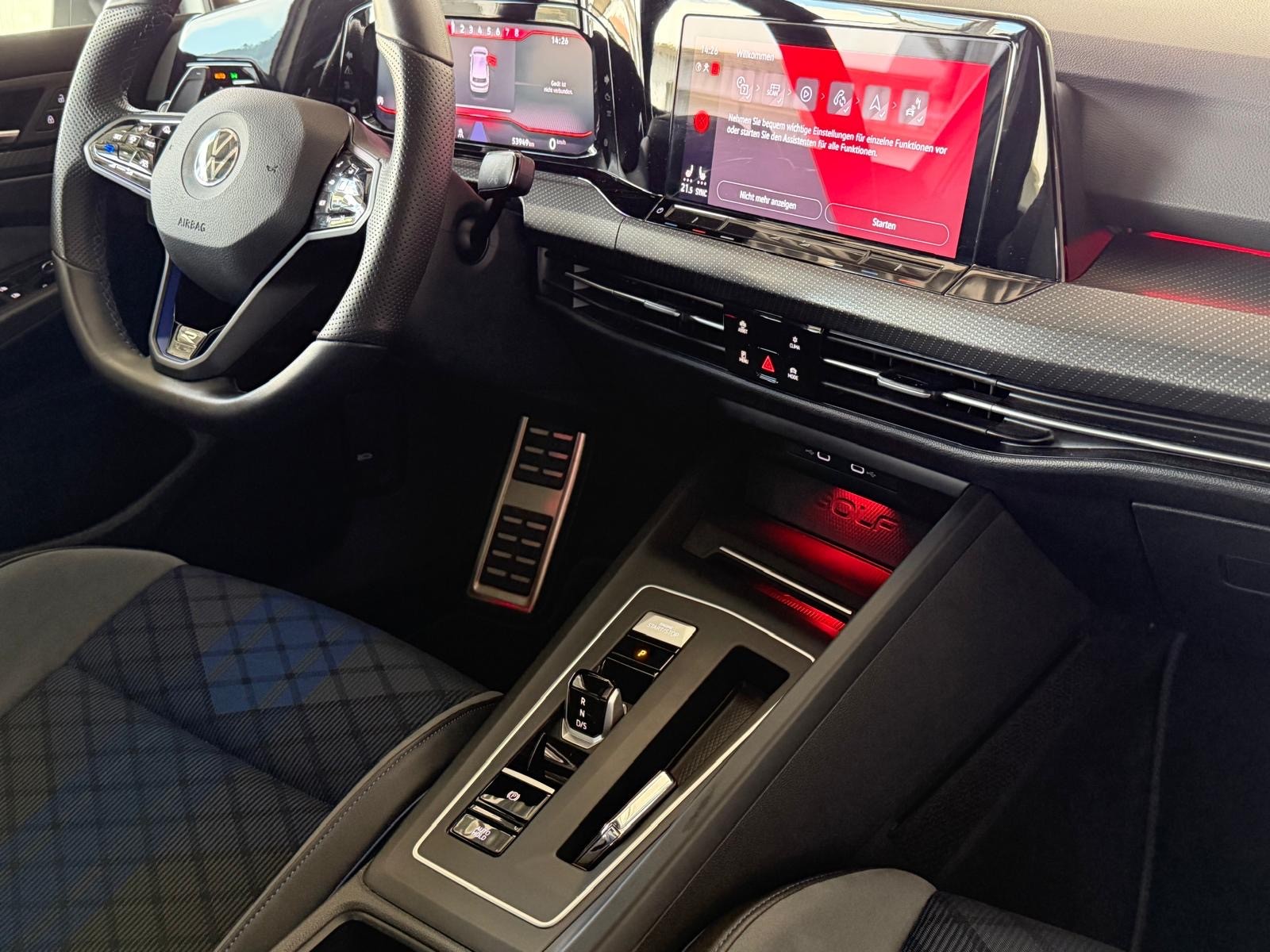 VW Golf 2.0 TSI R DSG 4Motion-image-14