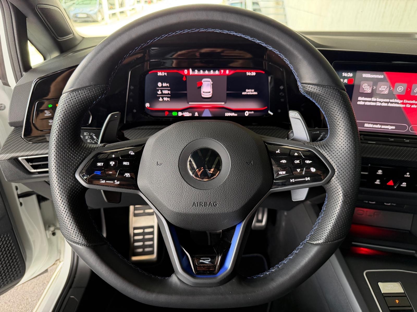 VW Golf 2.0 TSI R DSG 4Motion-image-15