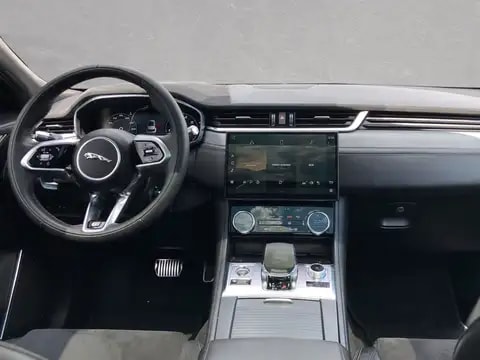 JAGUAR SVR-image-5