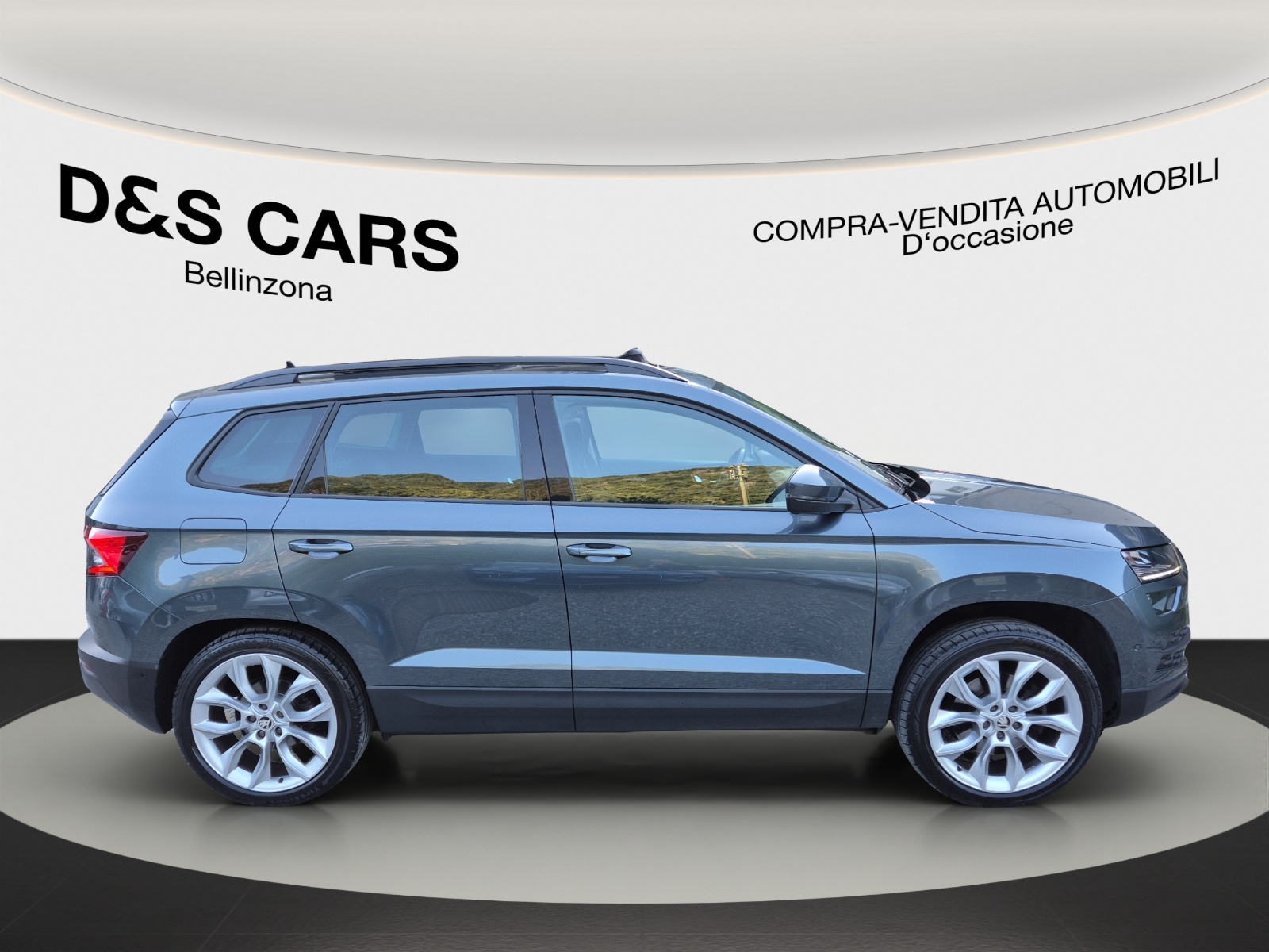 SKODA Karoq 2.0 TDI CR Style 4x4 DSG-image-6