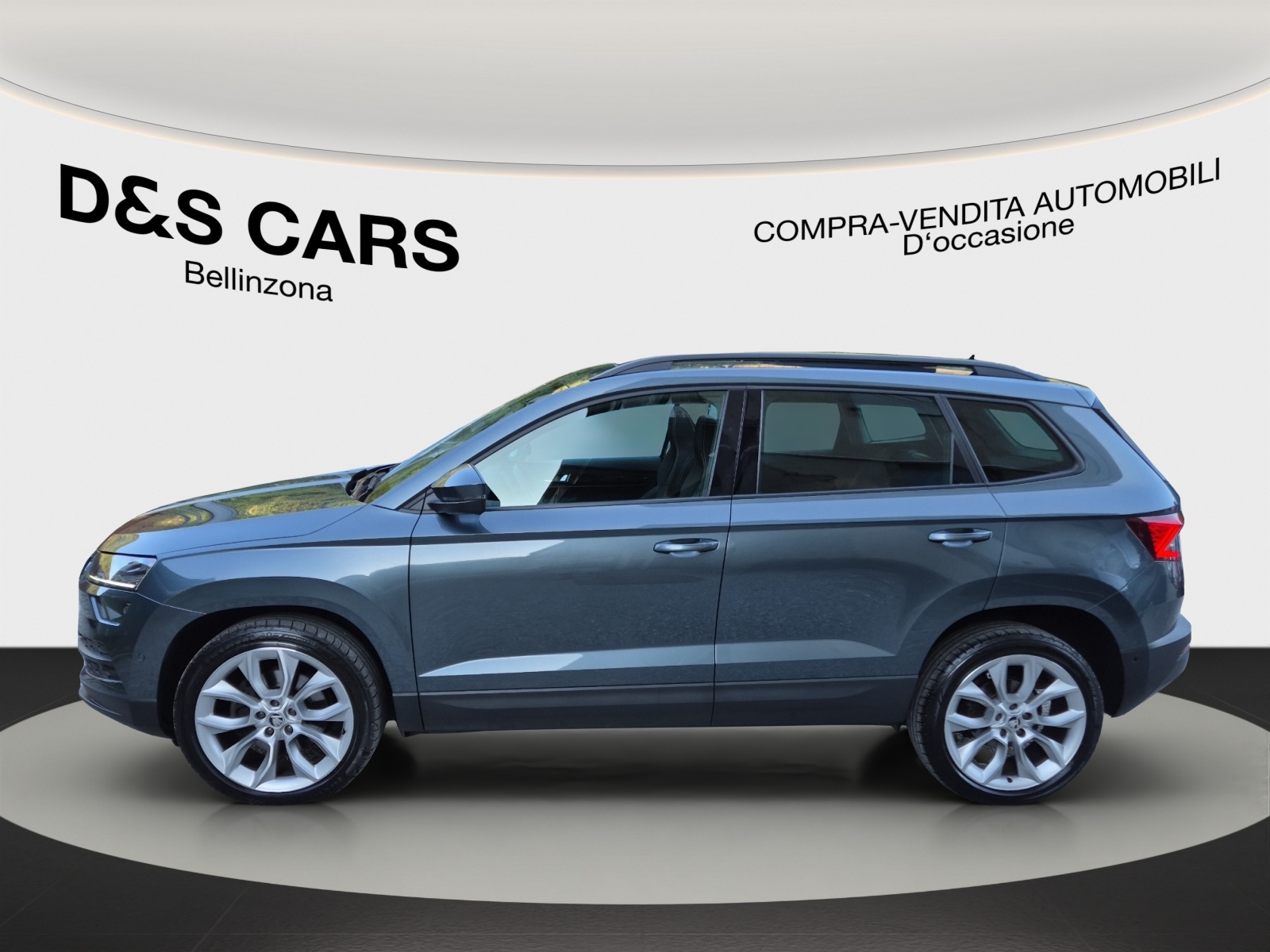 SKODA Karoq 2.0 TDI CR Style 4x4 DSG-image-2