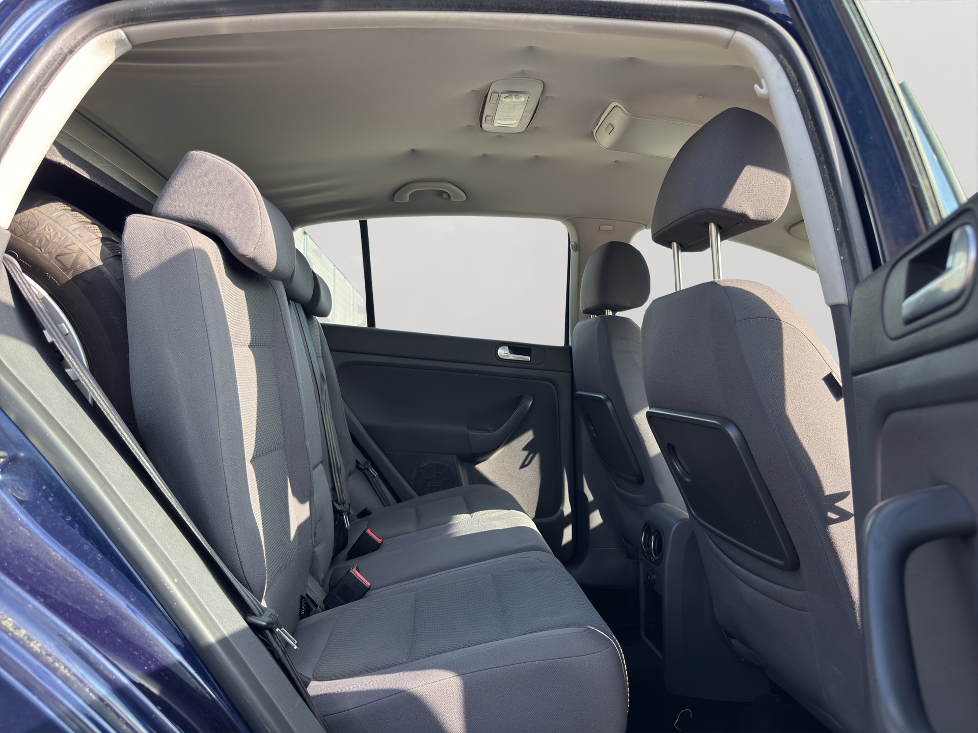 VW Golf Plus 2.0 TDI Sportline-image-9