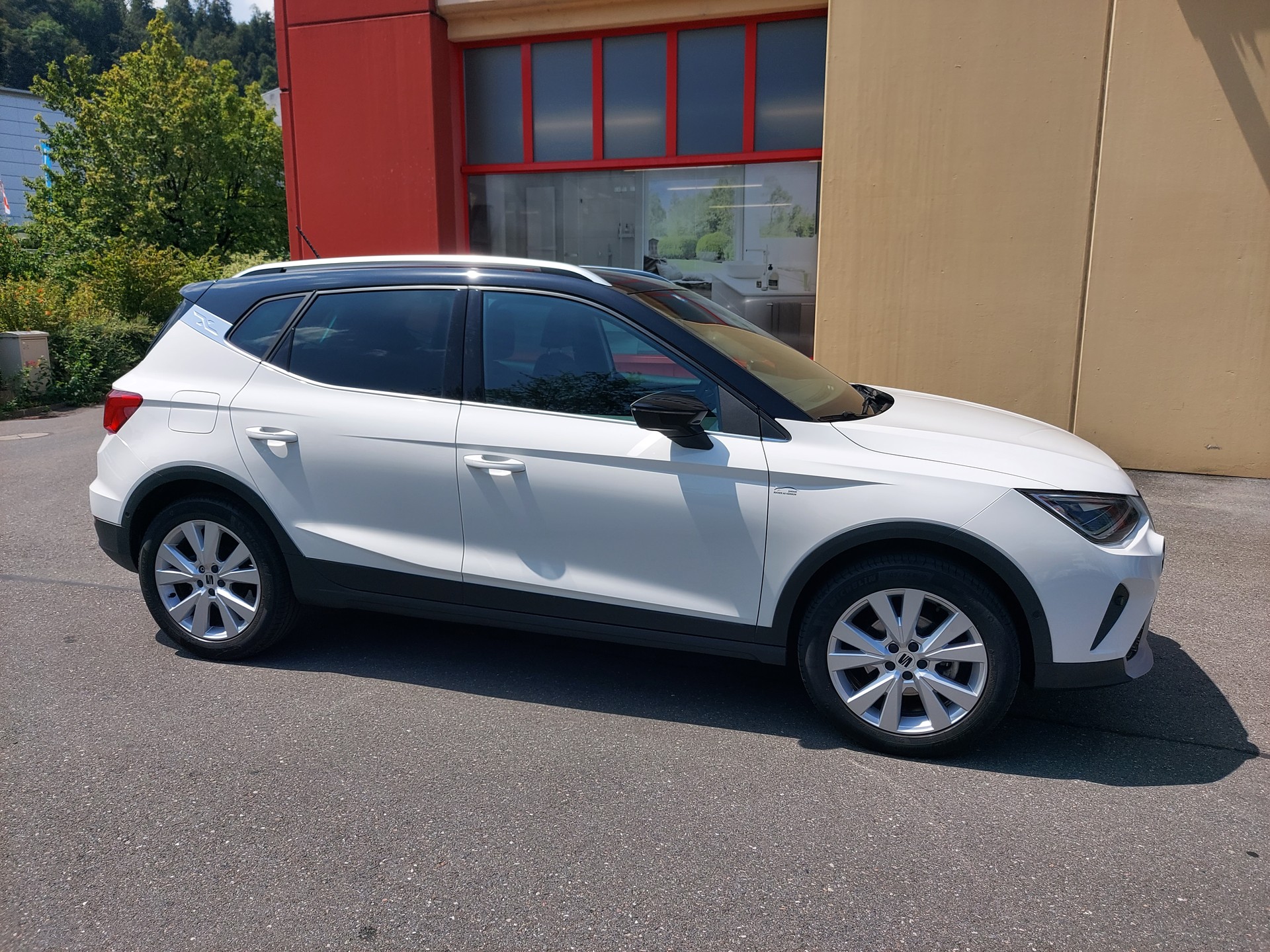 SEAT 1.0 TSI 110 Xperience DSG-image-0