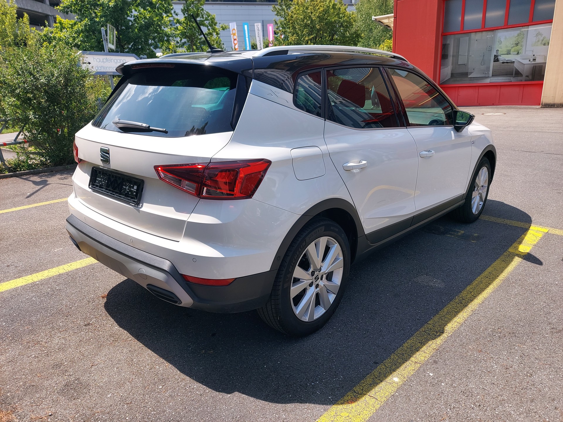 SEAT 1.0 TSI 110 Xperience DSG-image-3