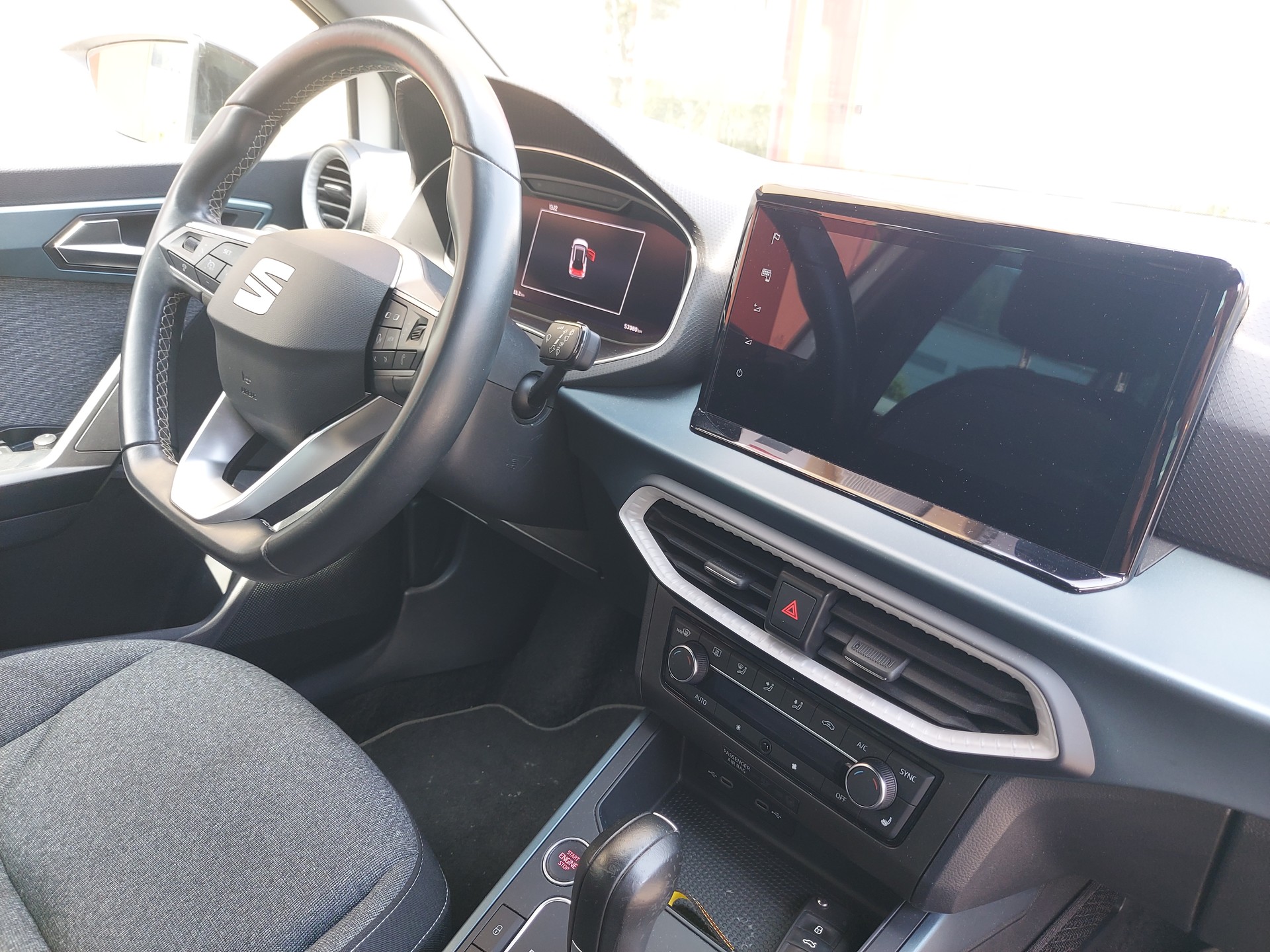 SEAT 1.0 TSI 110 Xperience DSG-image-1