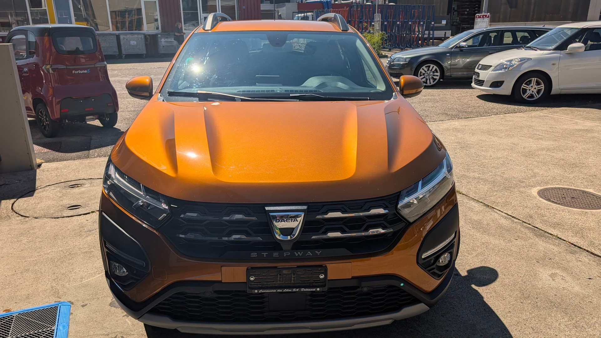 DACIA Sandero Stepway TCe 90 Comfort CVT-image-1