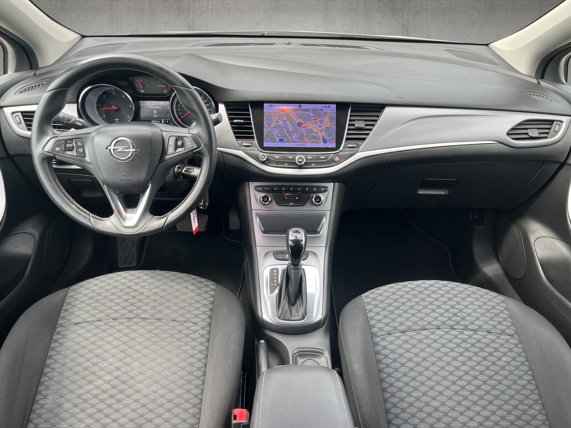 OPEL Astra 1.6 CDTi ecoF Enjoy Automatic-image-8