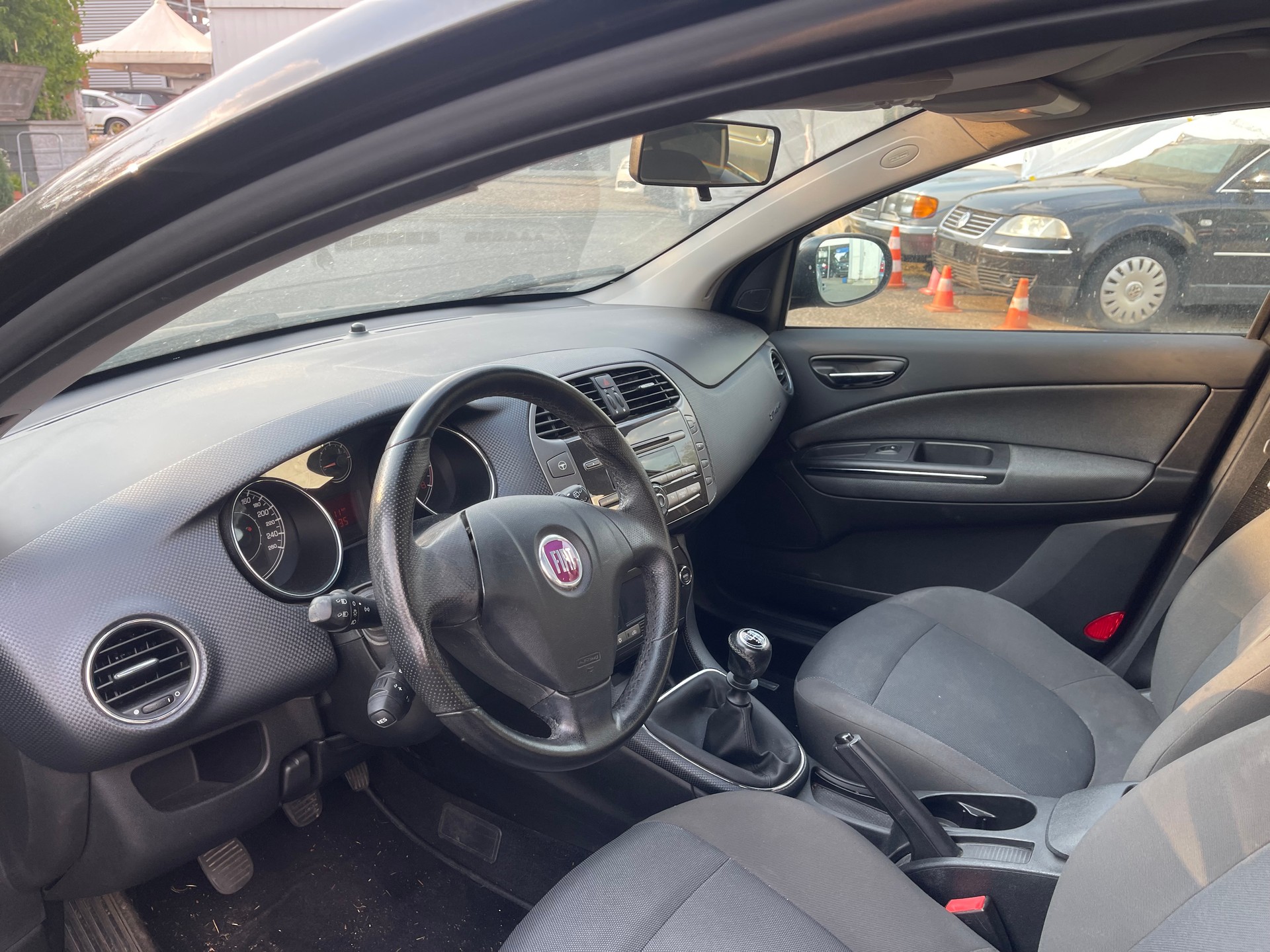 FIAT Bravo 1.4 16V Turbo Emotion-image-9