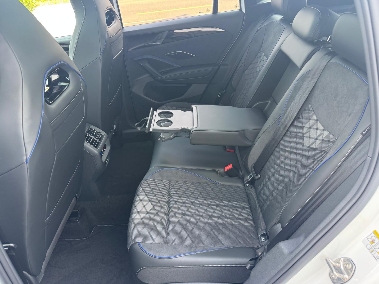 VW Tiguan 2.0 TSI DSG R-Line Plus 4Motion-image-5