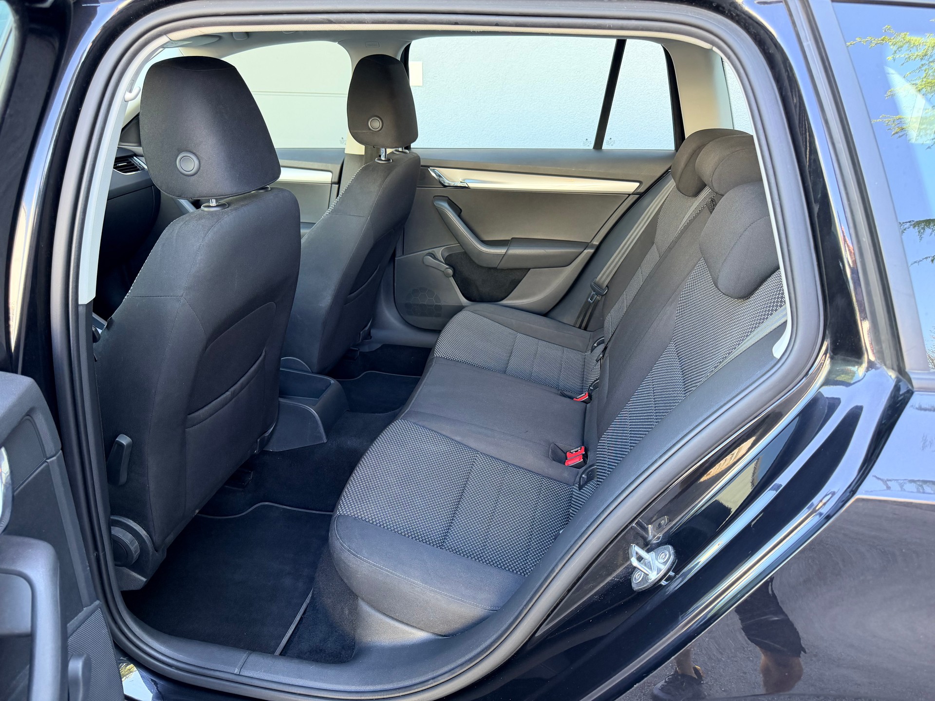 SKODA Octavia Combi 2.0 TDI Fresh DSG-image-7