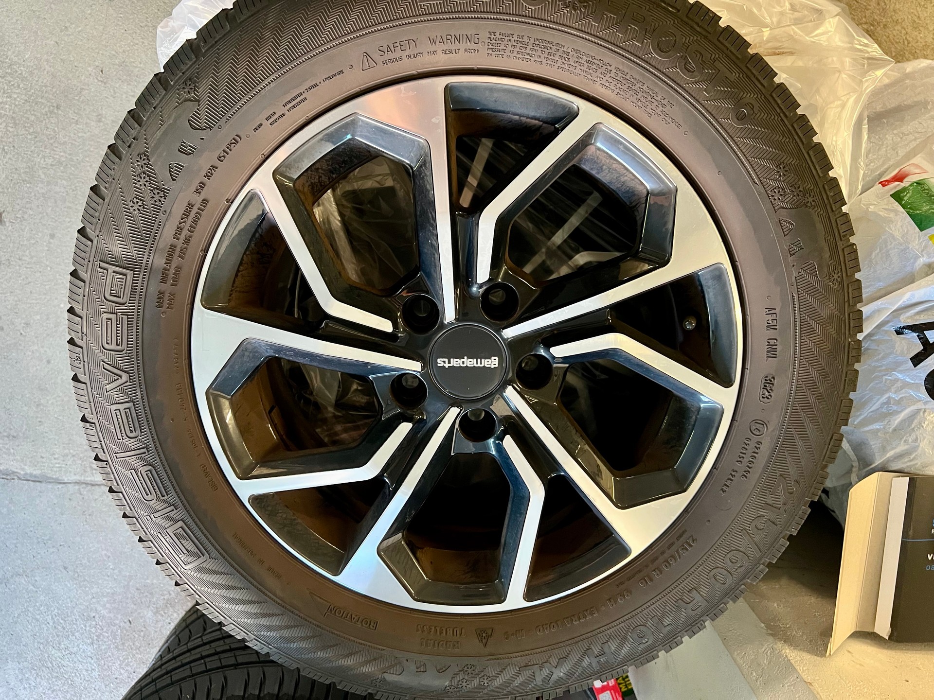 SKODA Karoq 2.0 TDI CR Style 4x4 DSG-image-12