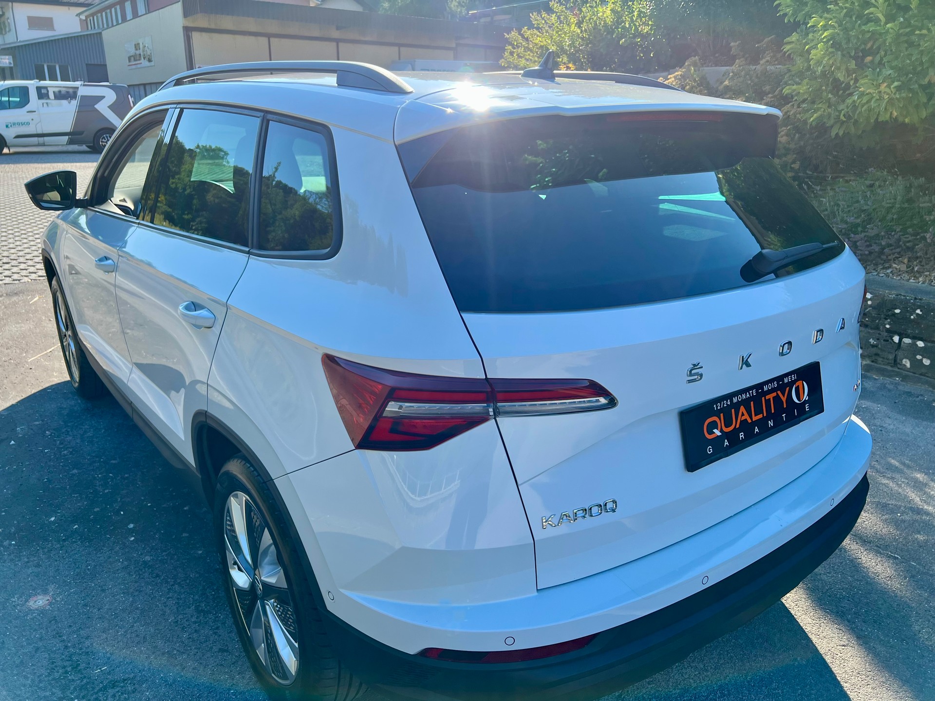 SKODA Karoq 2.0 TDI CR Style 4x4 DSG-image-3