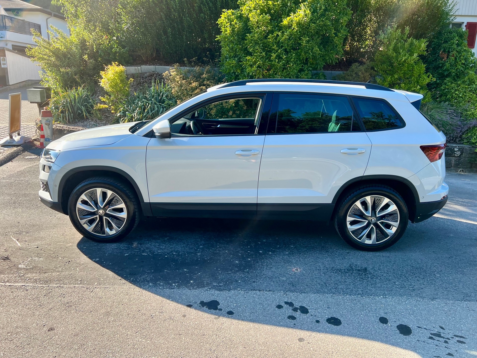 SKODA Karoq 2.0 TDI CR Style 4x4 DSG-image-1