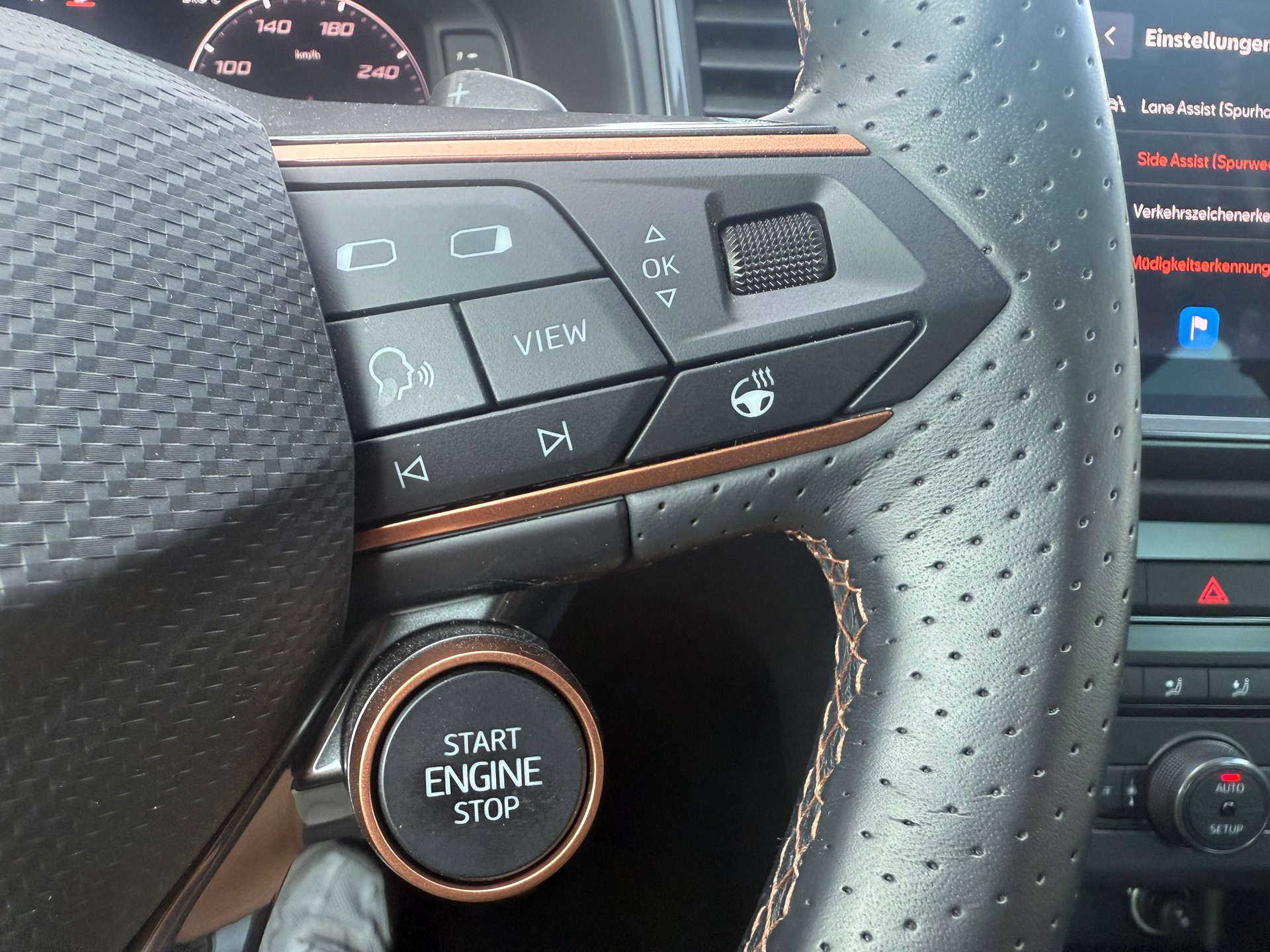 CUPRA Ateca 2.0 TSI VZ 4Drive DSG ** AKRAPOVIC - ABGASANLAGE **-image-14