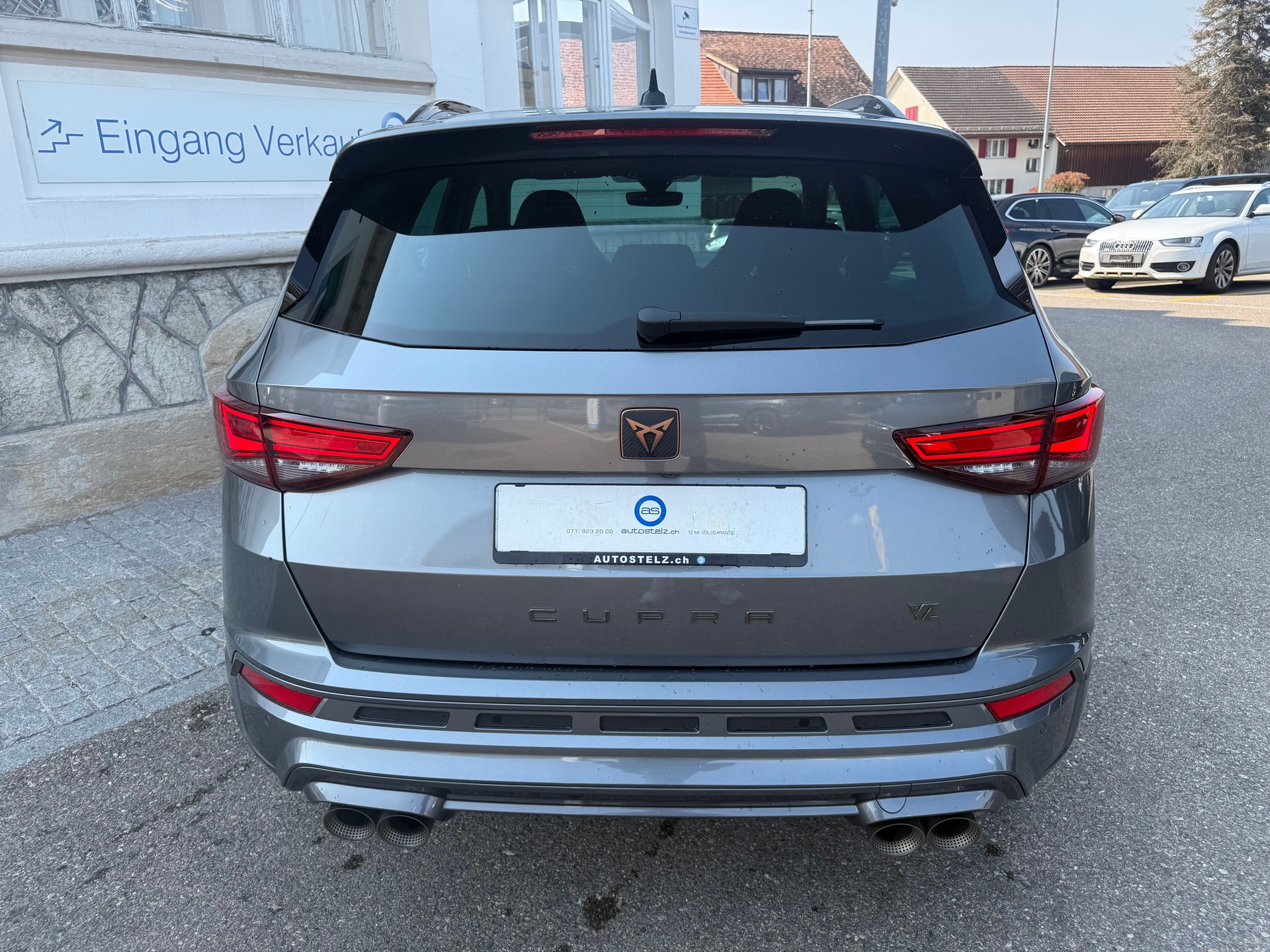 CUPRA Ateca 2.0 TSI VZ 4Drive DSG ** AKRAPOVIC - ABGASANLAGE **-image-6