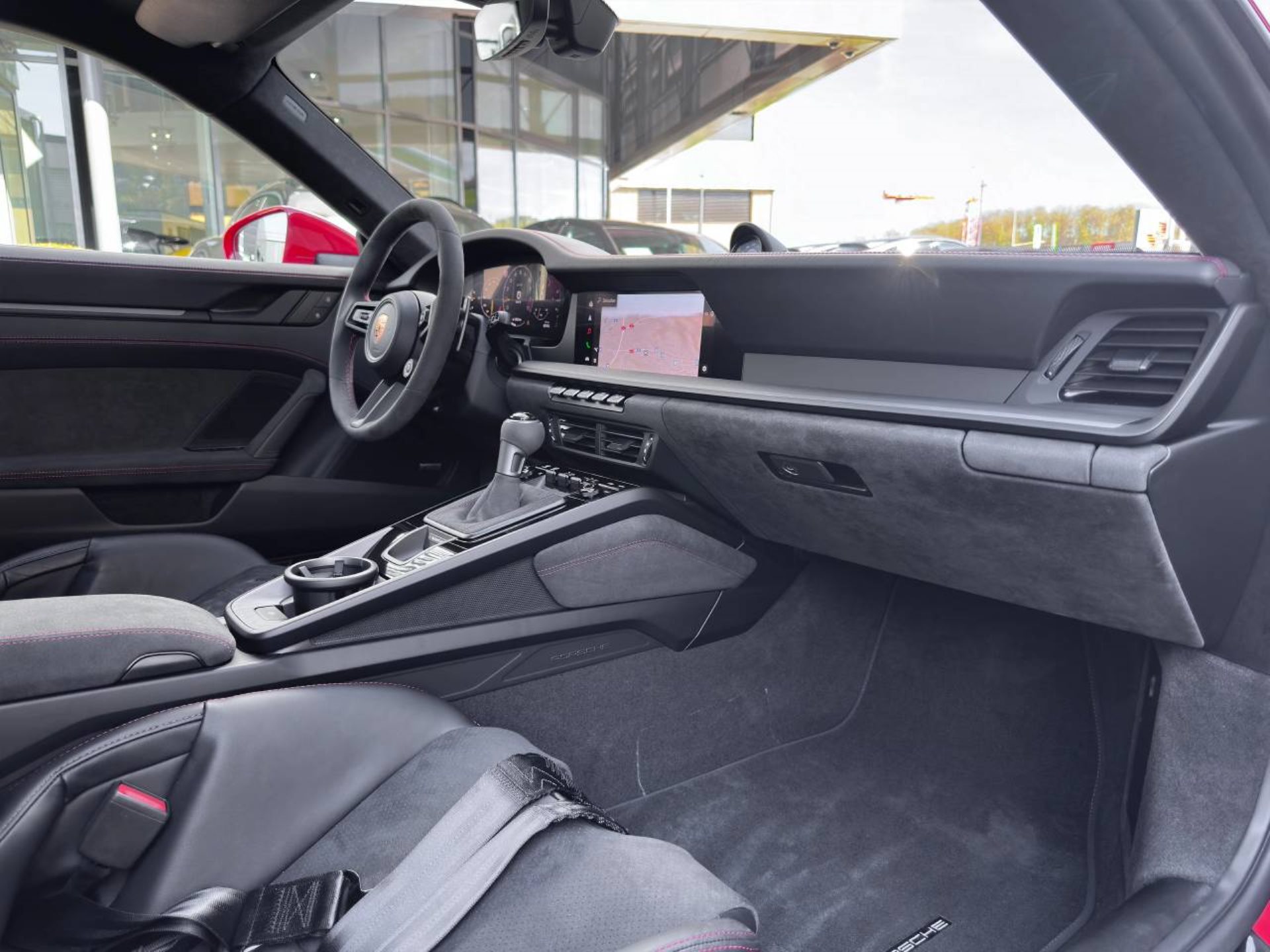 PORSCHE 911 GT3-image-23