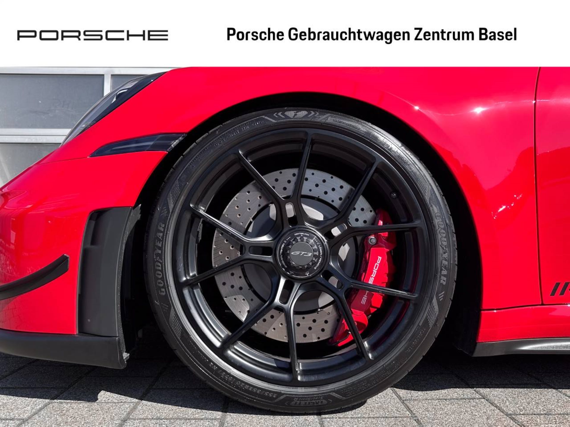 PORSCHE 911 GT3-image-5