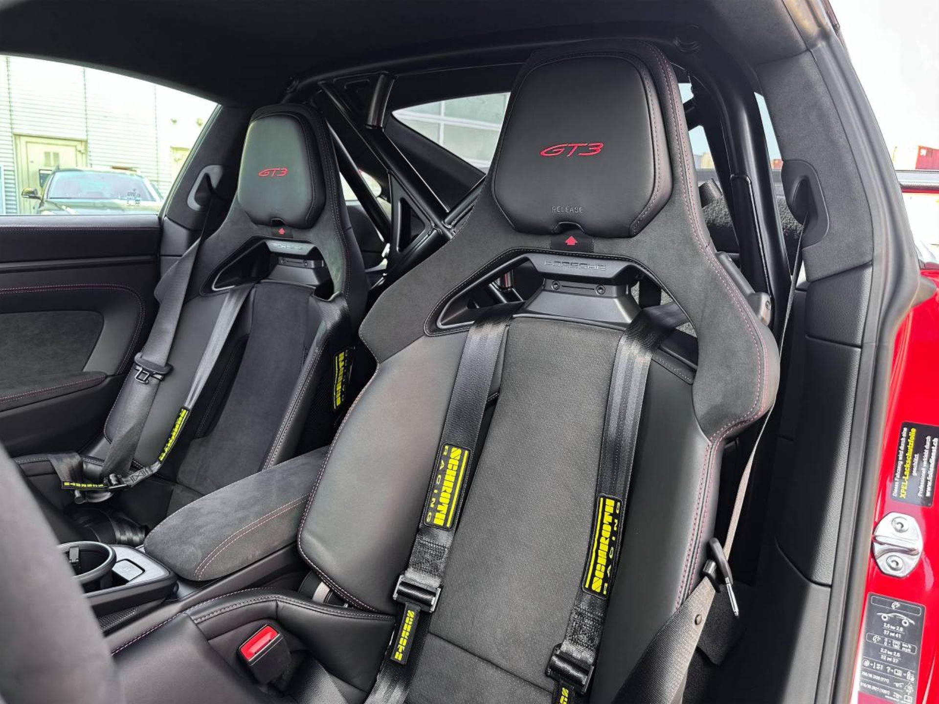 PORSCHE 911 GT3-image-4