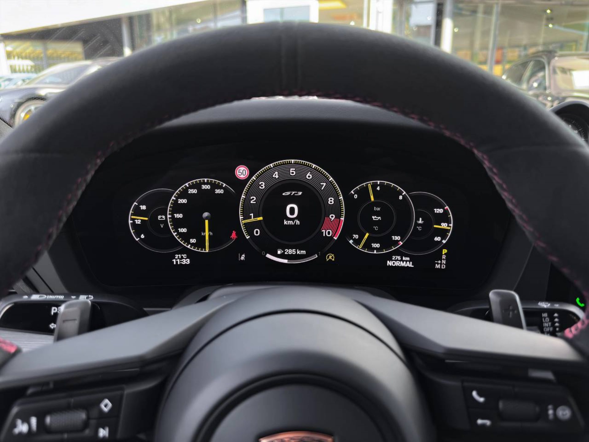 PORSCHE 911 GT3-image-16